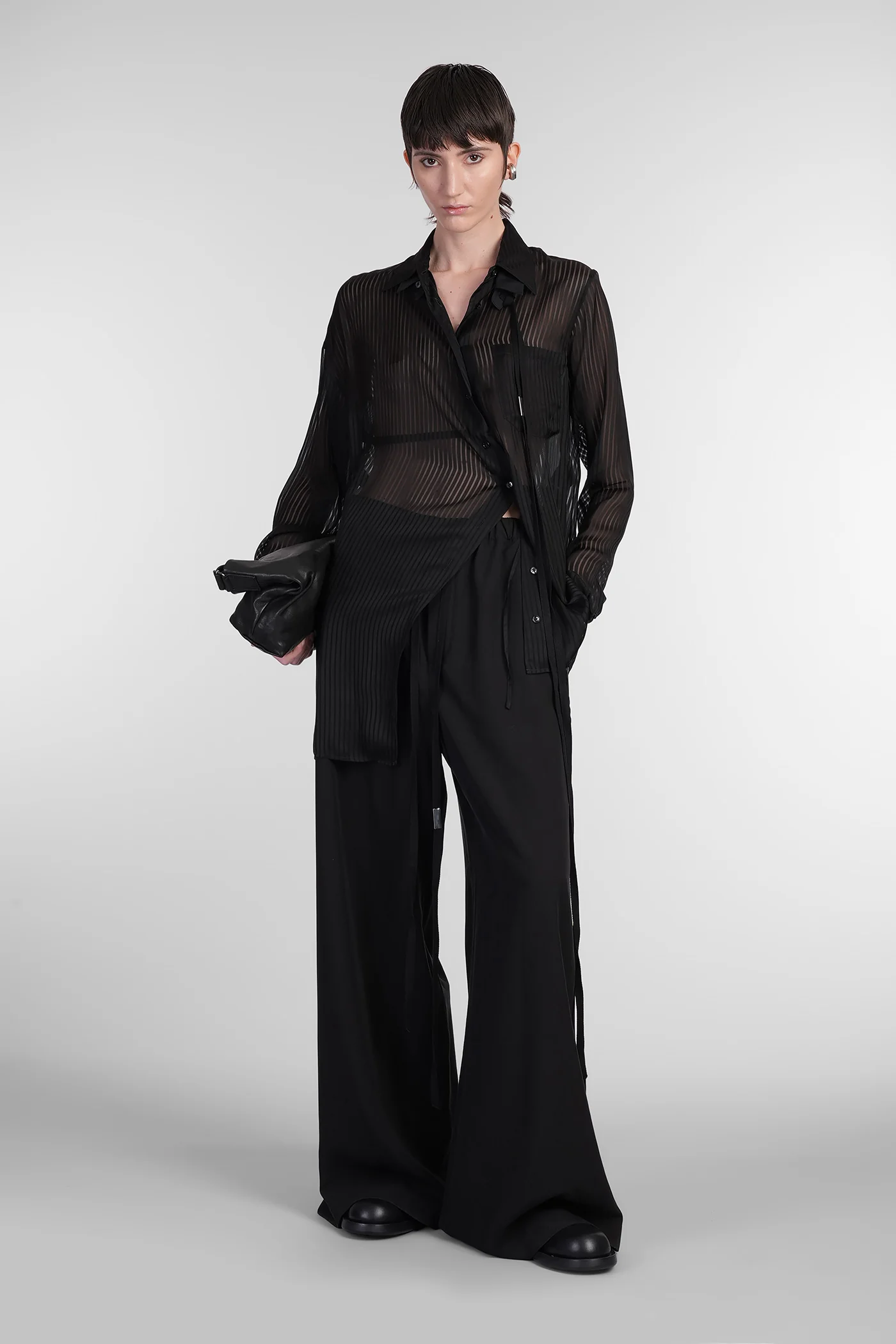 Daria Shirt in black viscose - Image 2