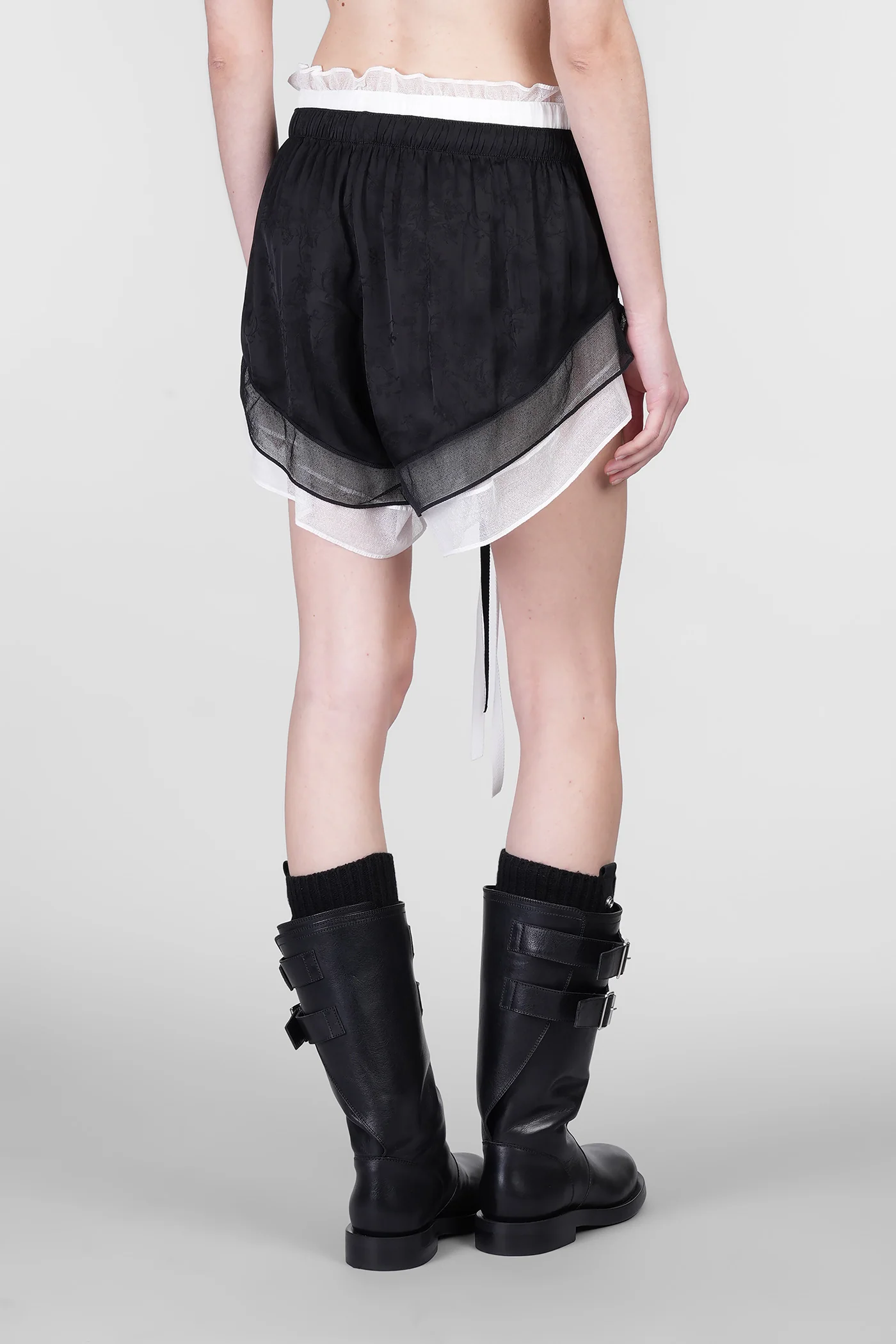 Saia Shorts in black viscose - Image 3