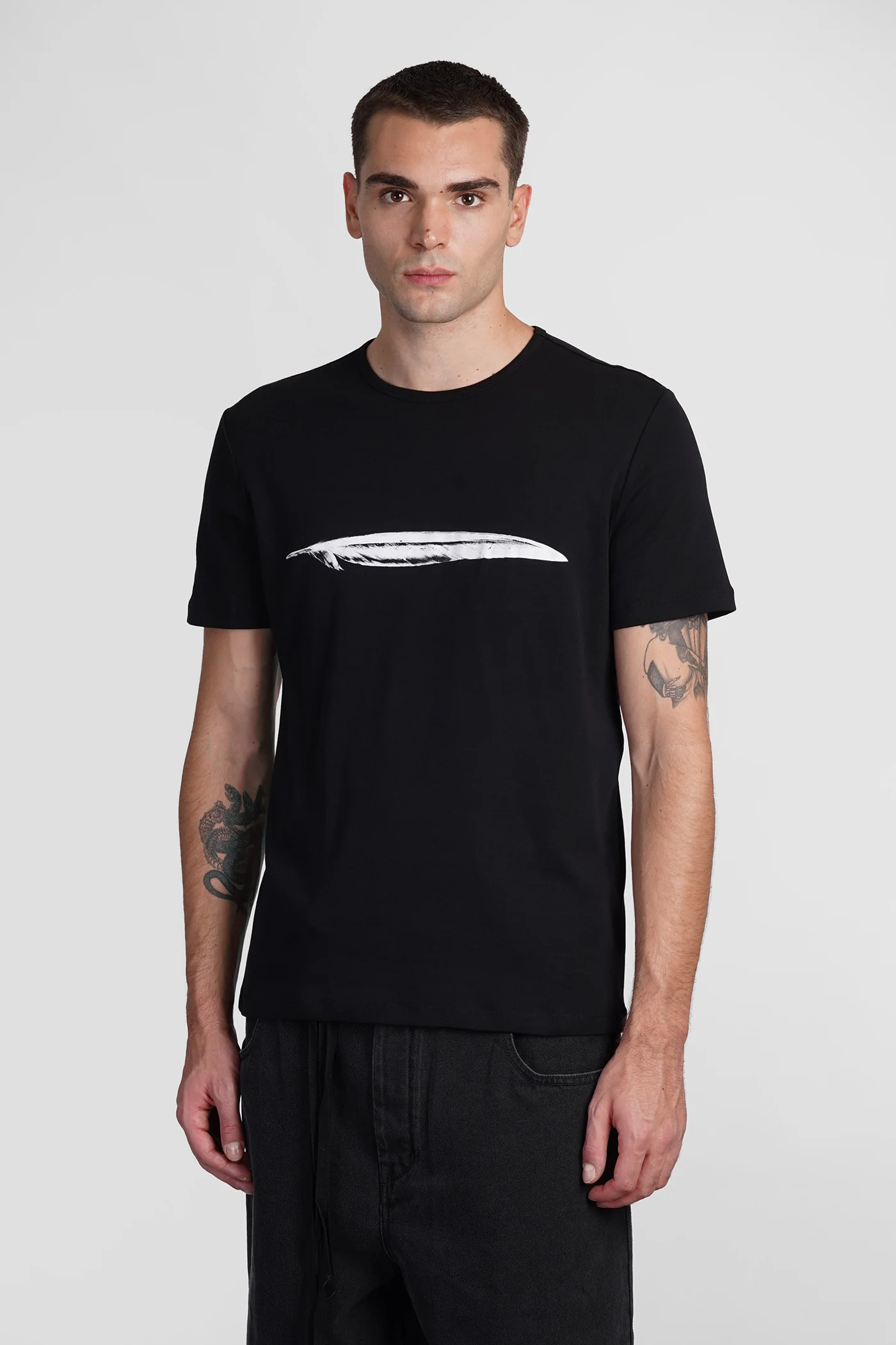 T-Shirt in black cotton