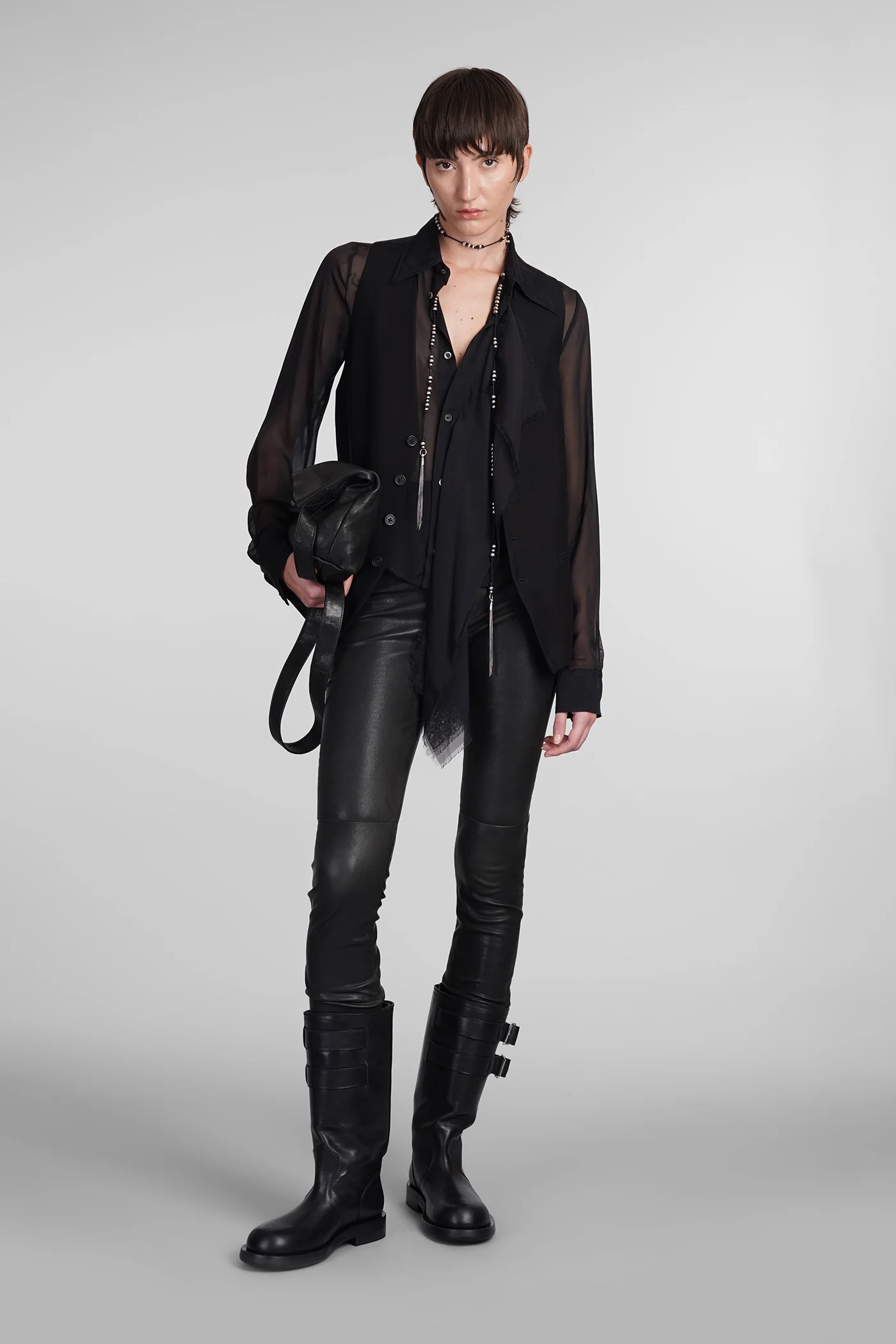Thyrvi Shirt in black silk - Image 2
