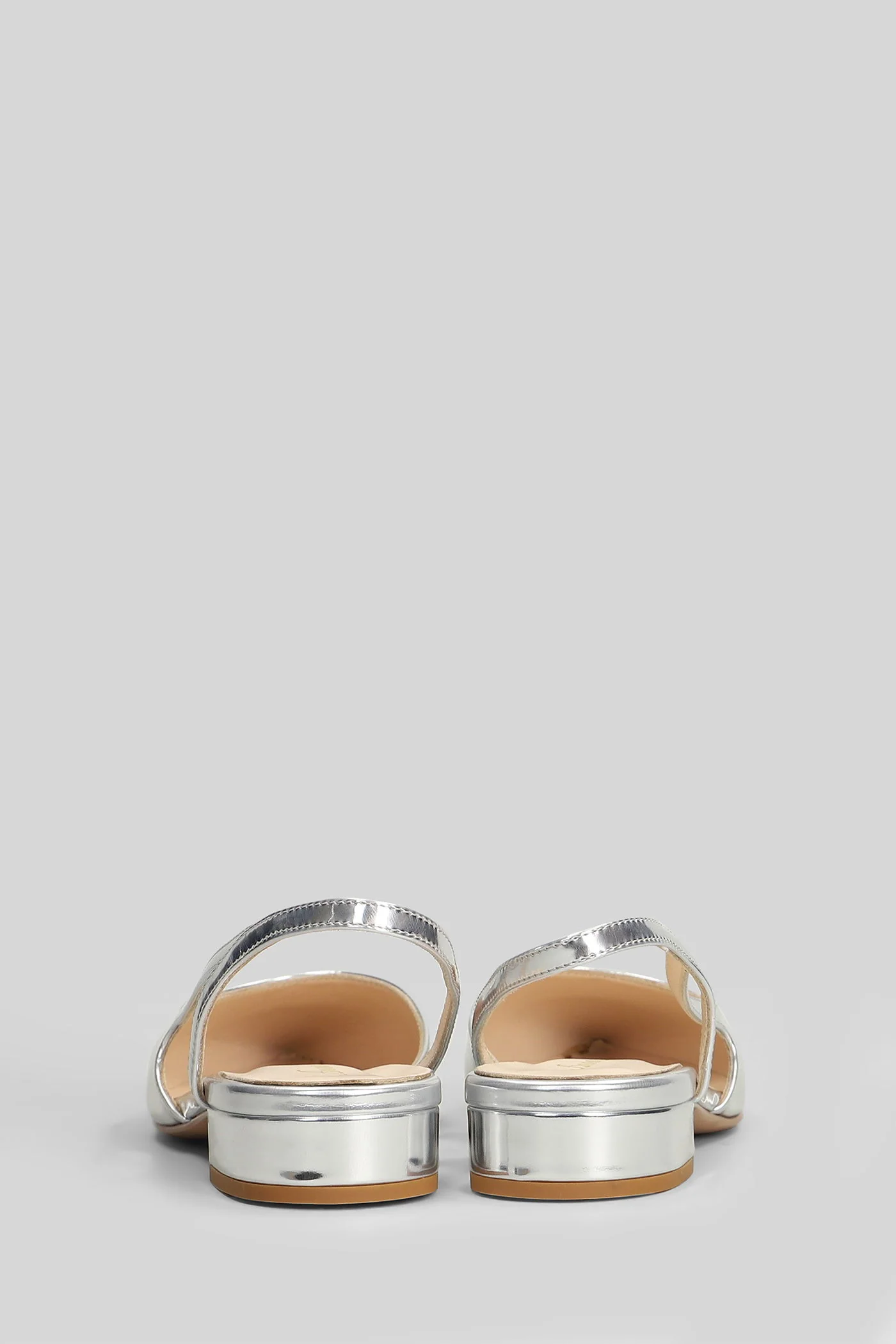 Ballet flats in silver leather - Image 4