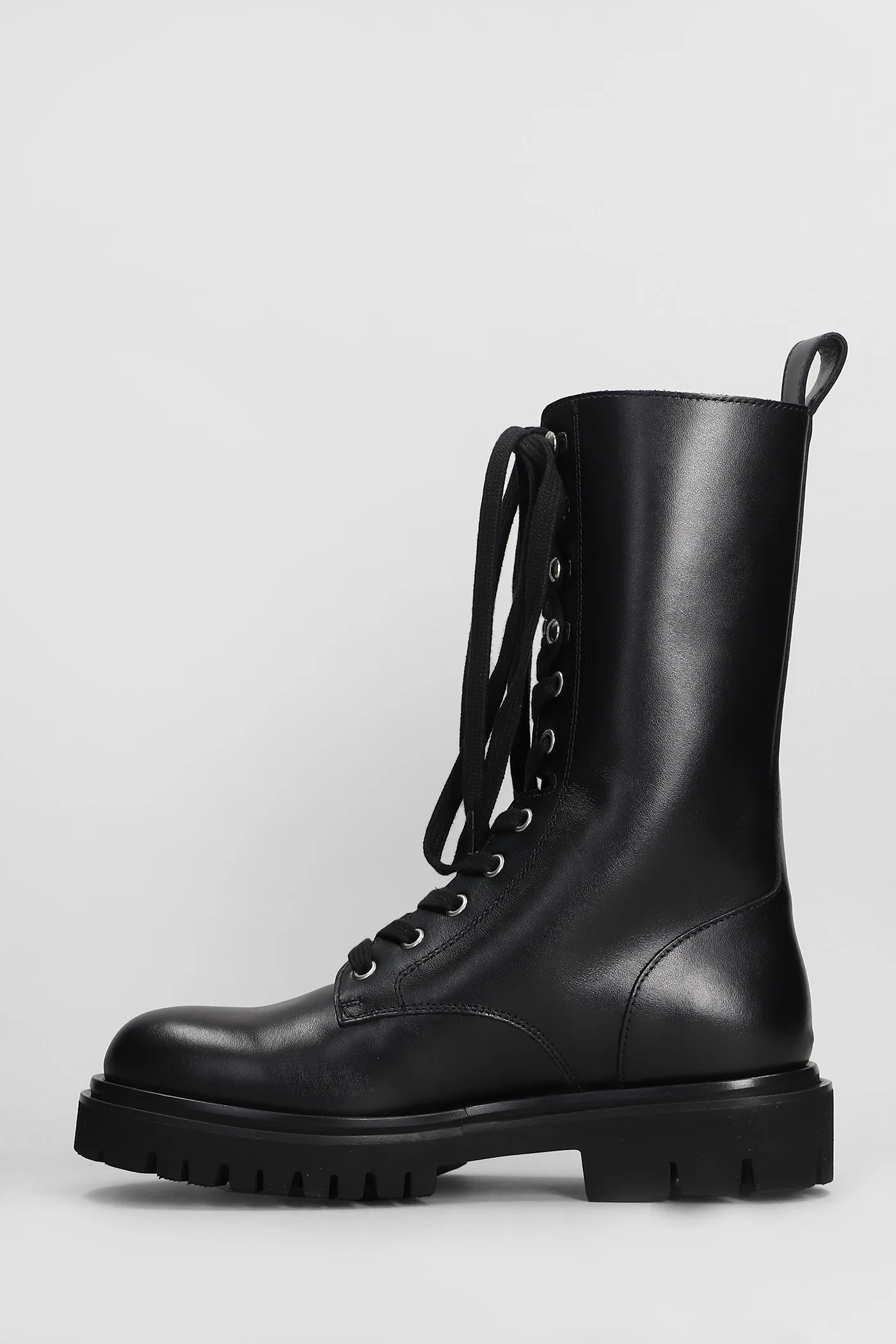 Combat boots in black leather - Image 3