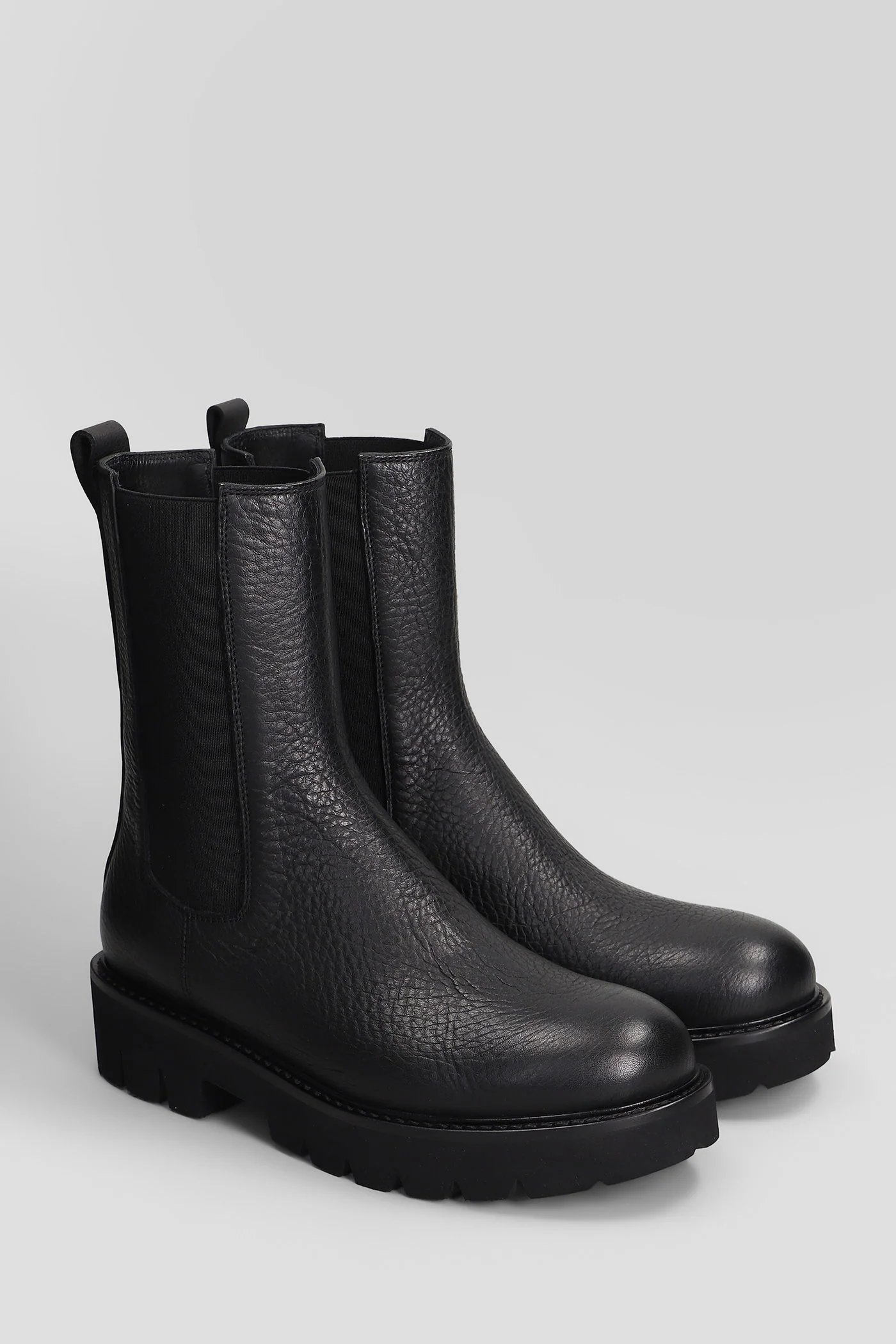 Combat boots in black leather - Image 2