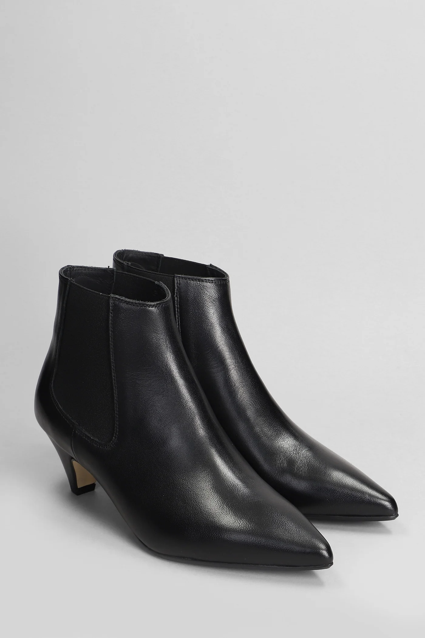 High heels Ankle boots in black leather - Image 2