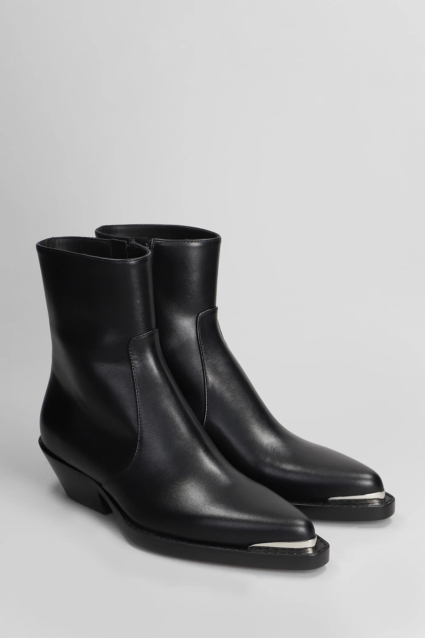 High heels Ankle boots in black leather - Image 2