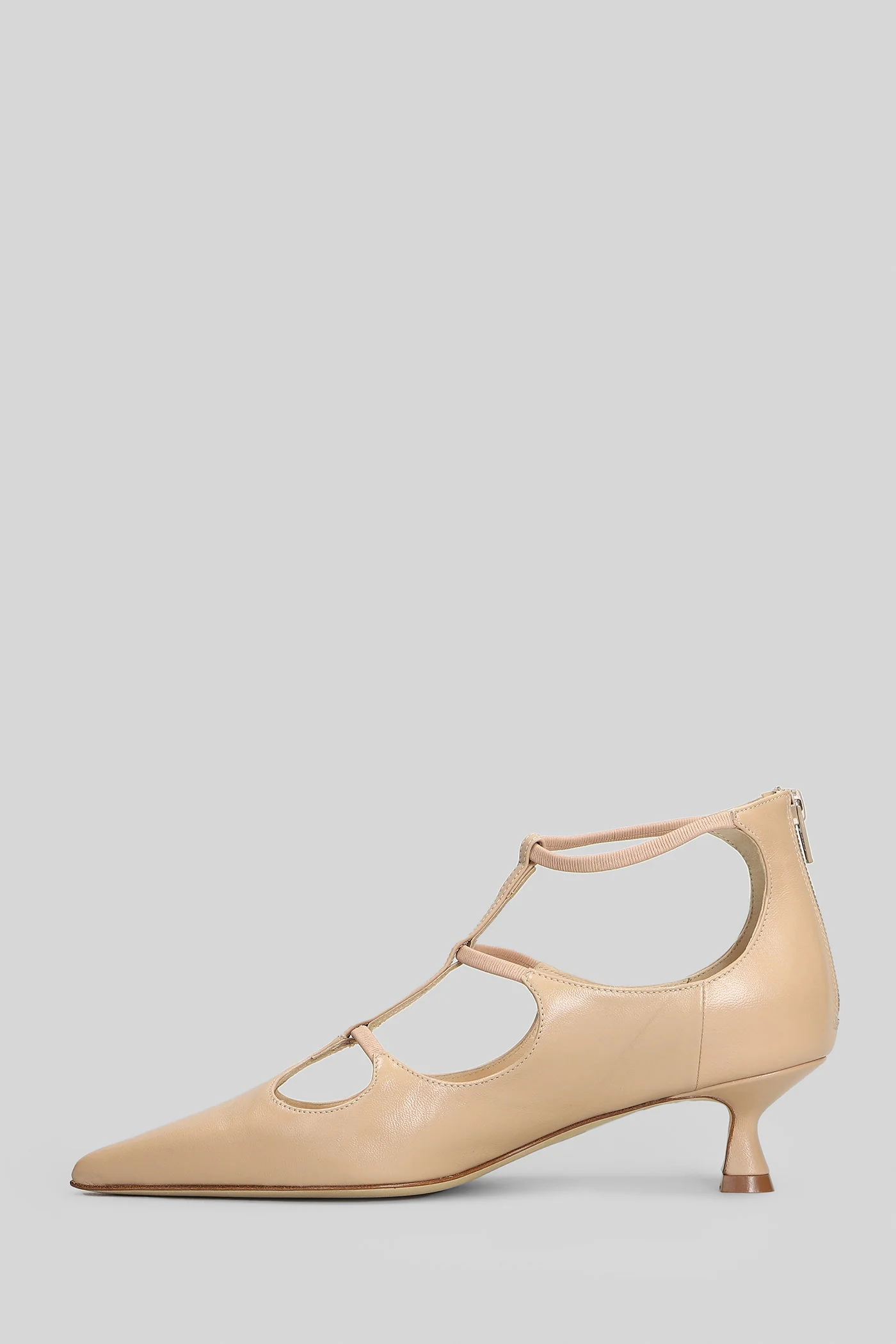 Pumps in beige leather - Image 3