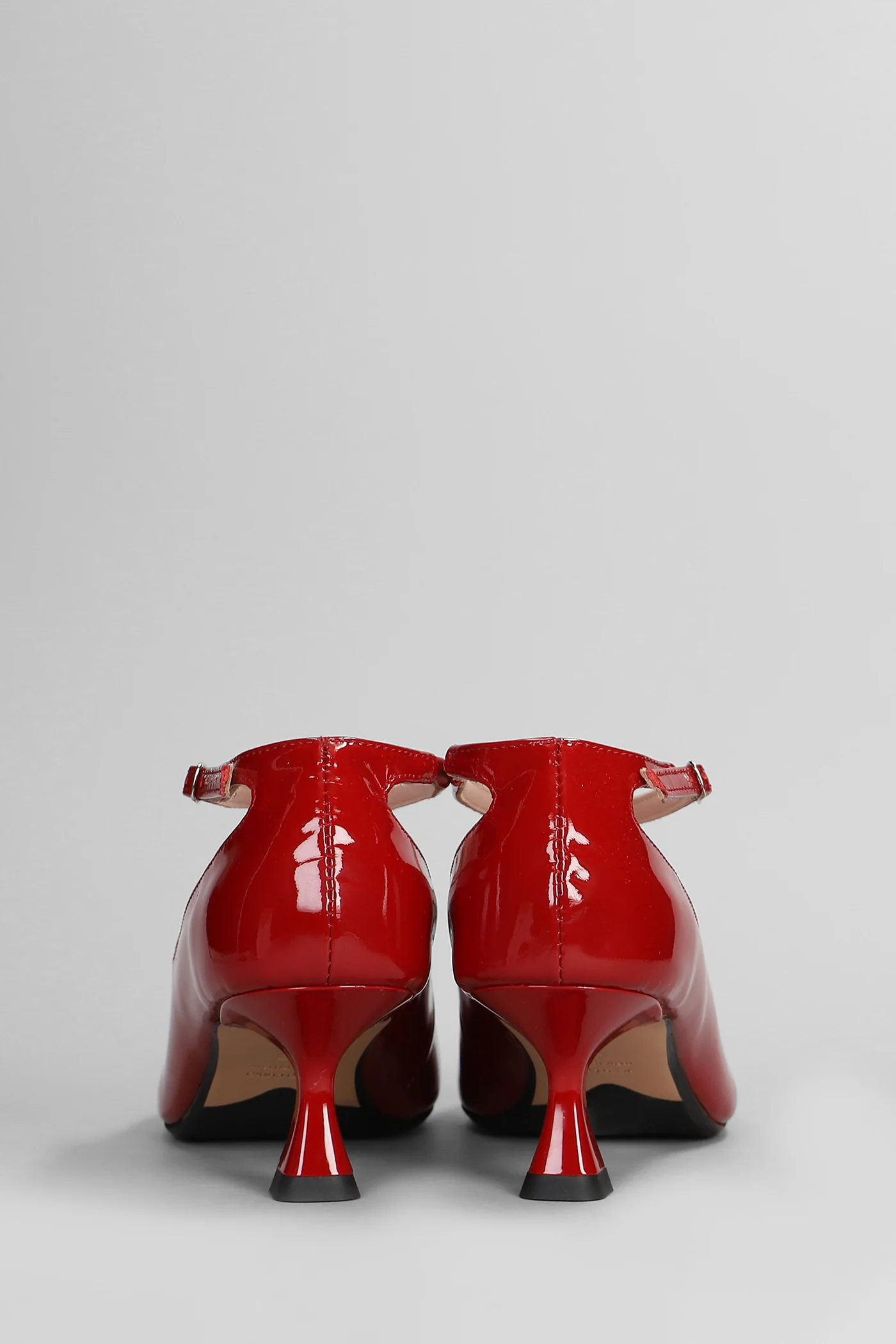 Pumps in red patent leather - Image 4