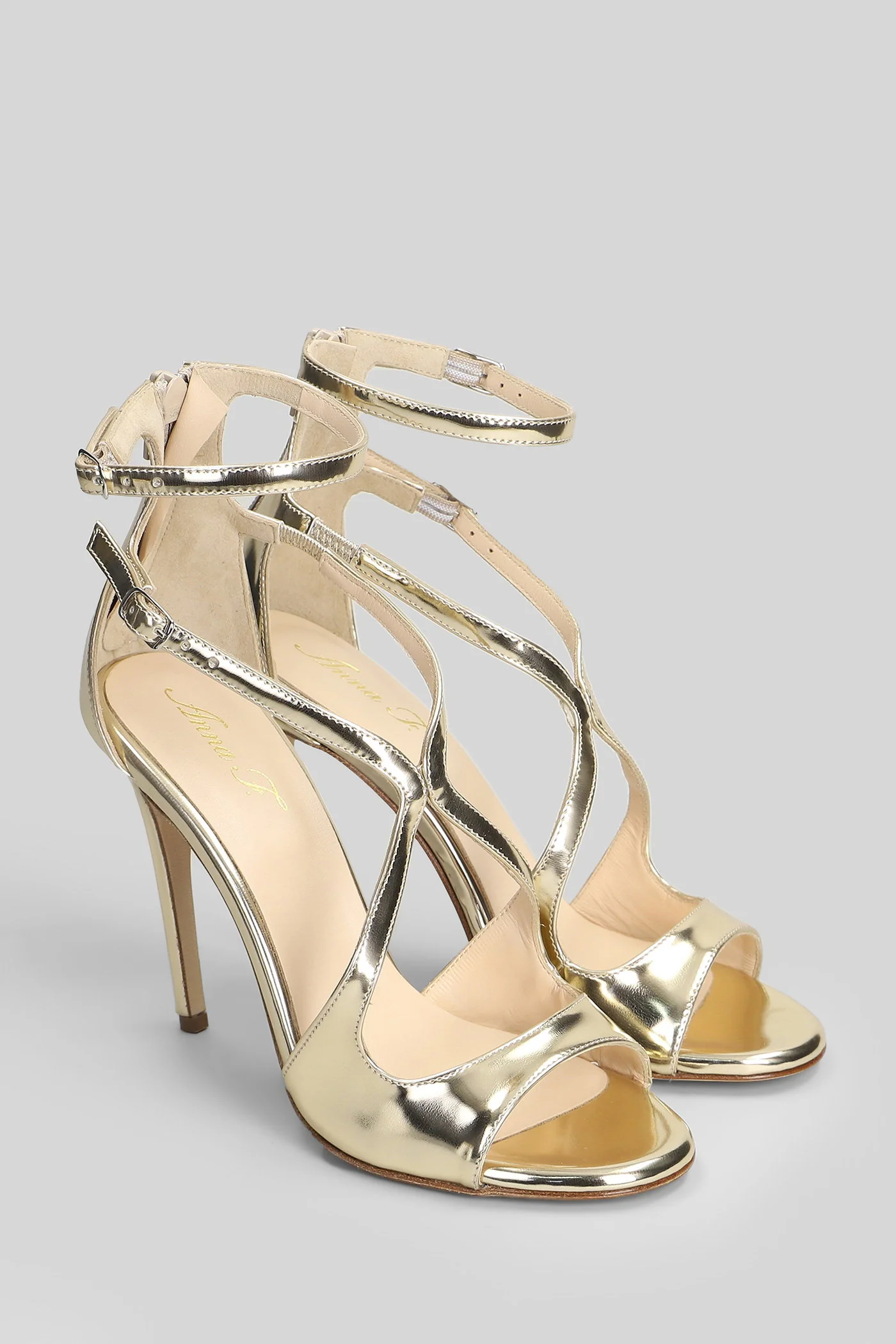 Sandals in gold leather - Image 2