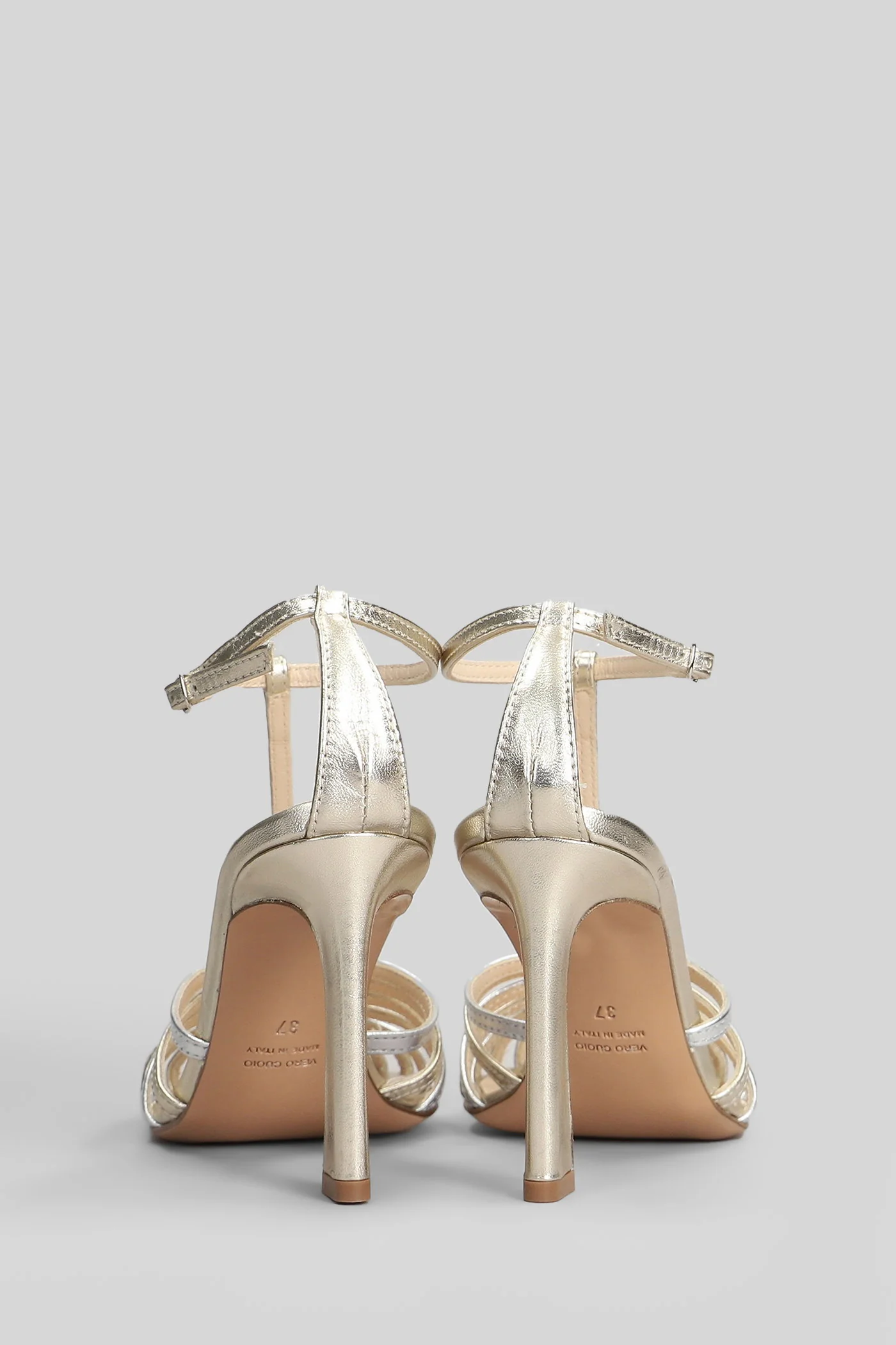 Sandals in platinum leather - Image 4
