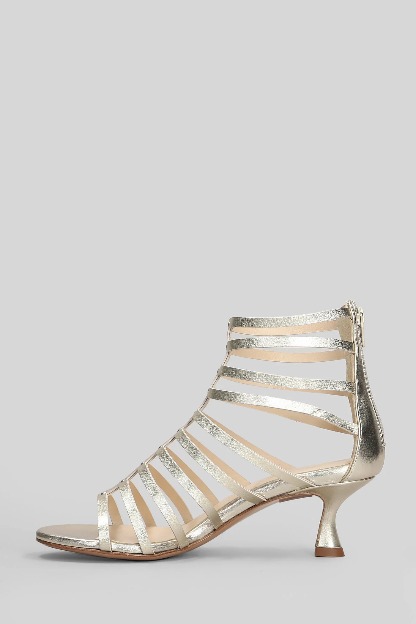Sandals in platinum leather - Image 3