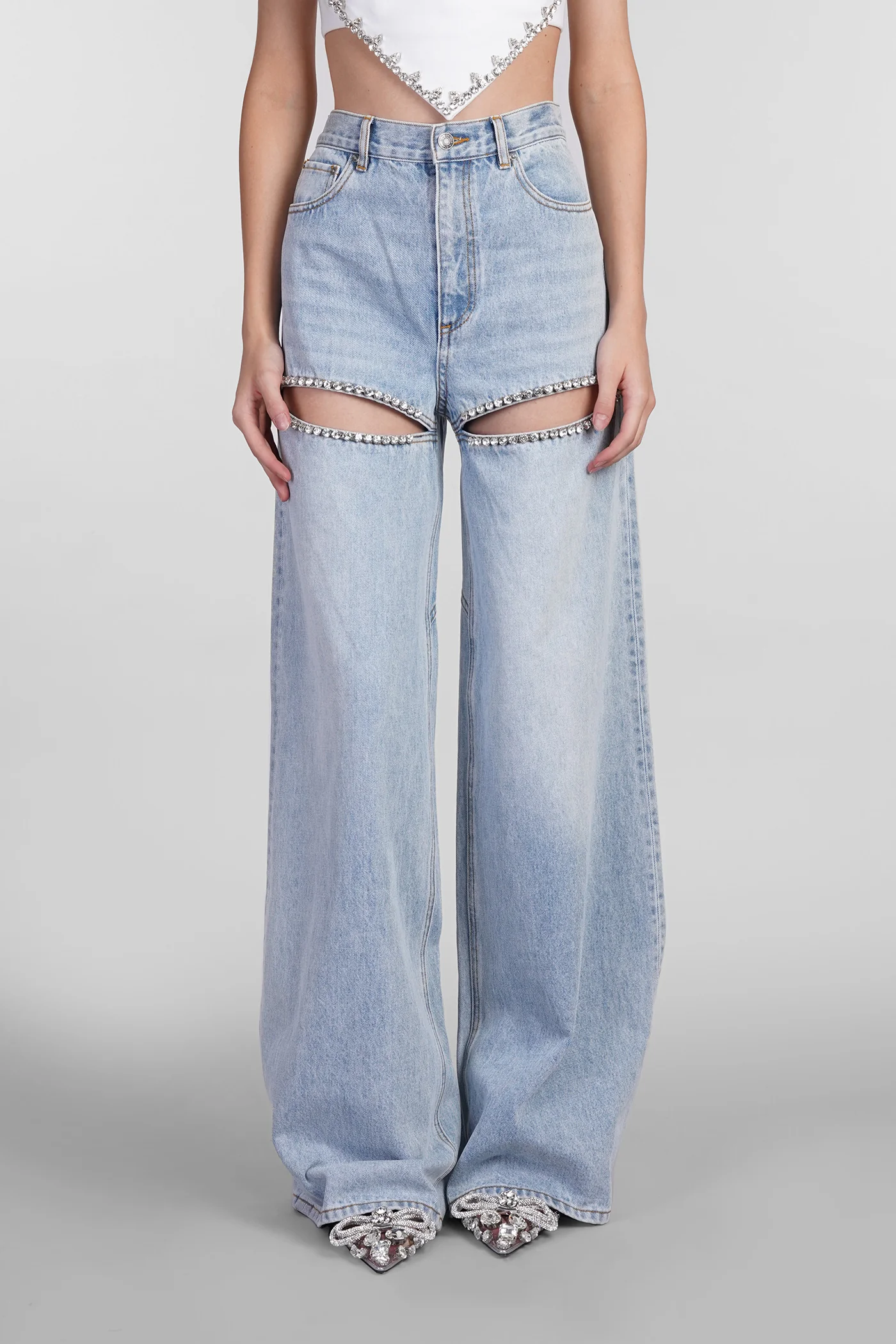 Jeans in cyan denim