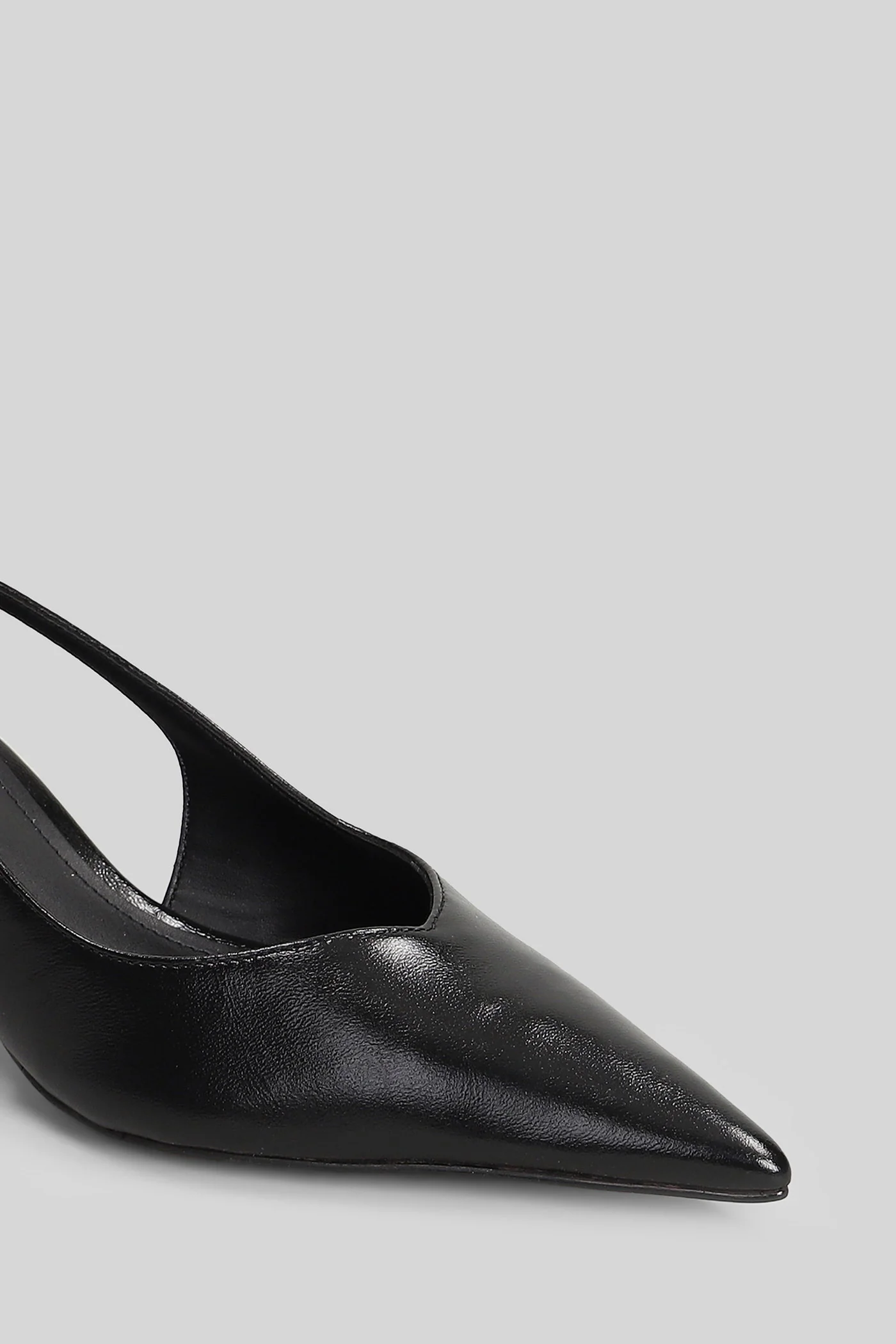 Pumps in black leather - Image 5