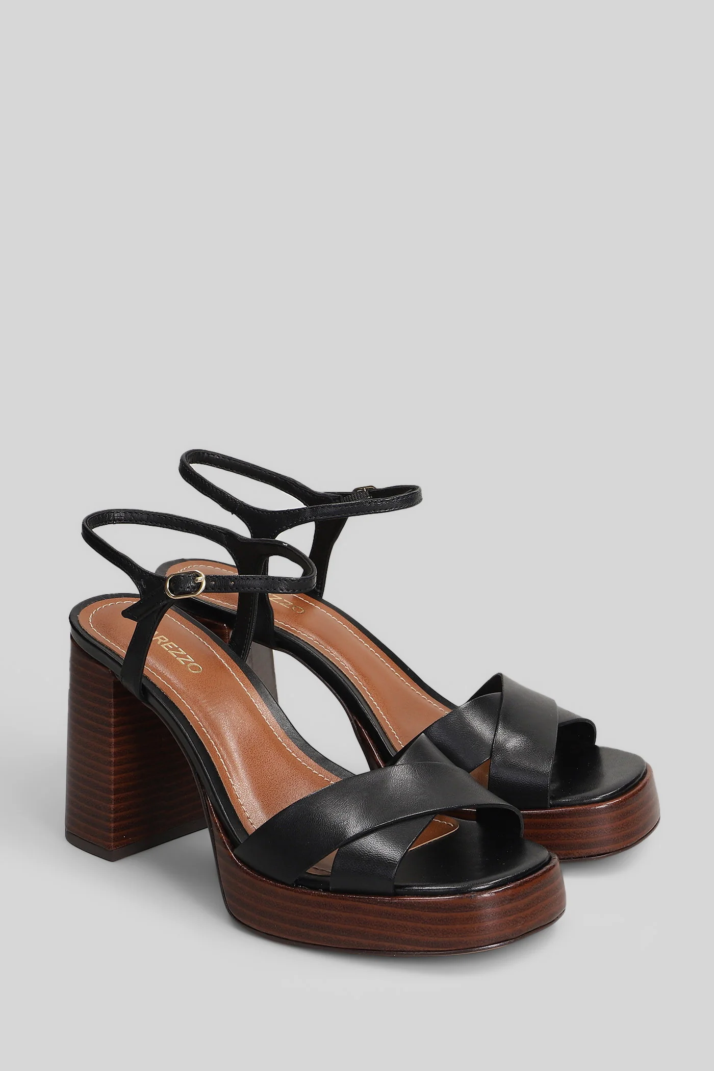 Sandals in black leather - Image 2