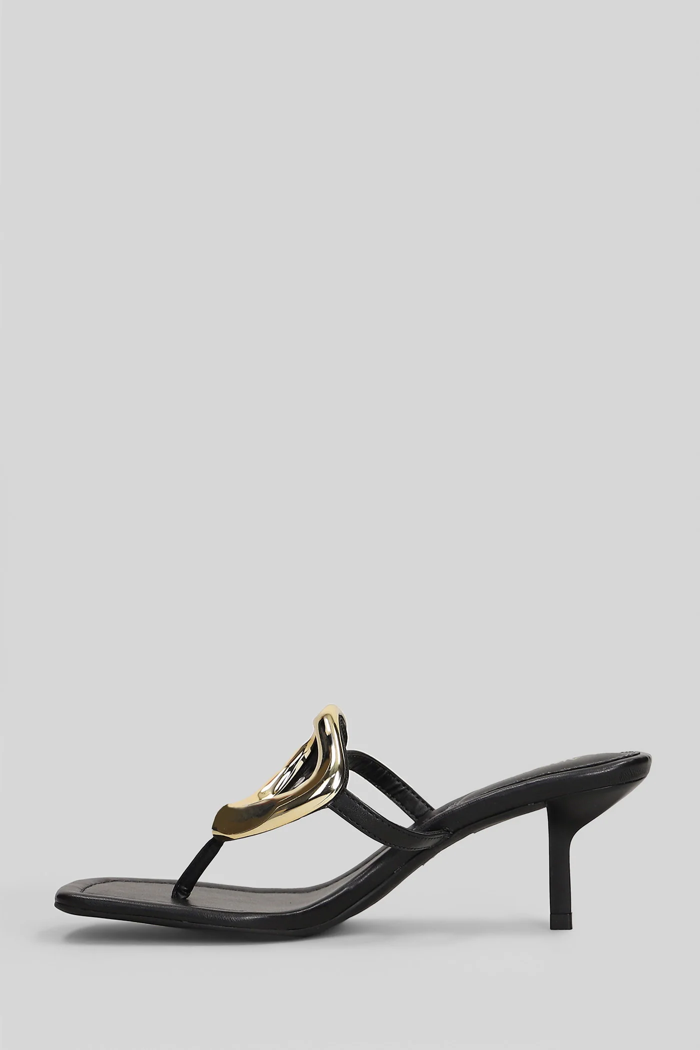 Sandals in black leather - Image 3
