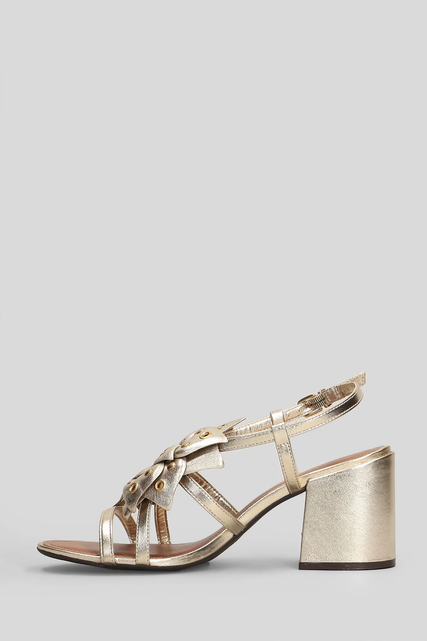 Sandals in gold leather - Image 3