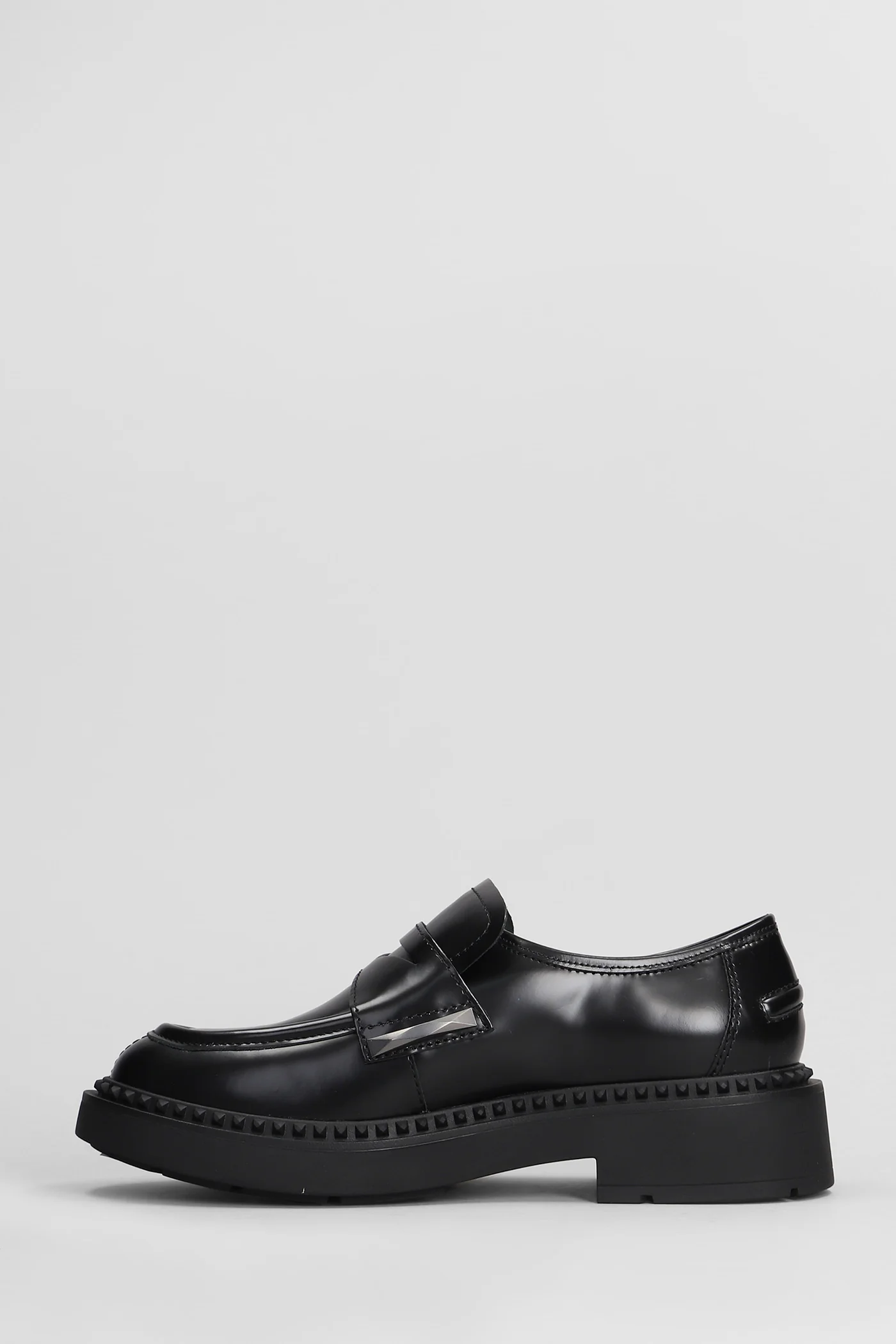 Medusa Loafers in black leather - Image 3