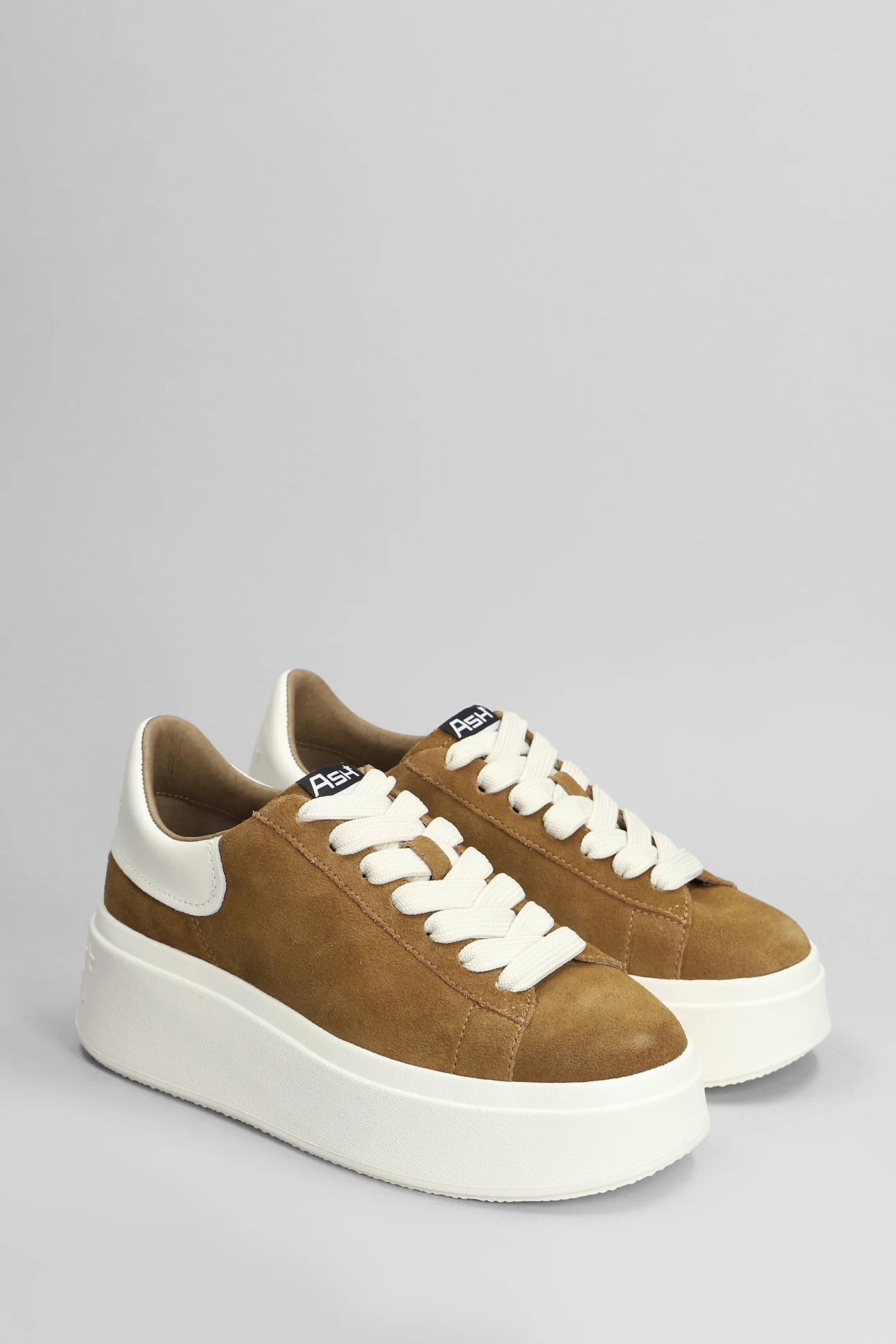 Moby Sneakers in leather color suede - Image 2