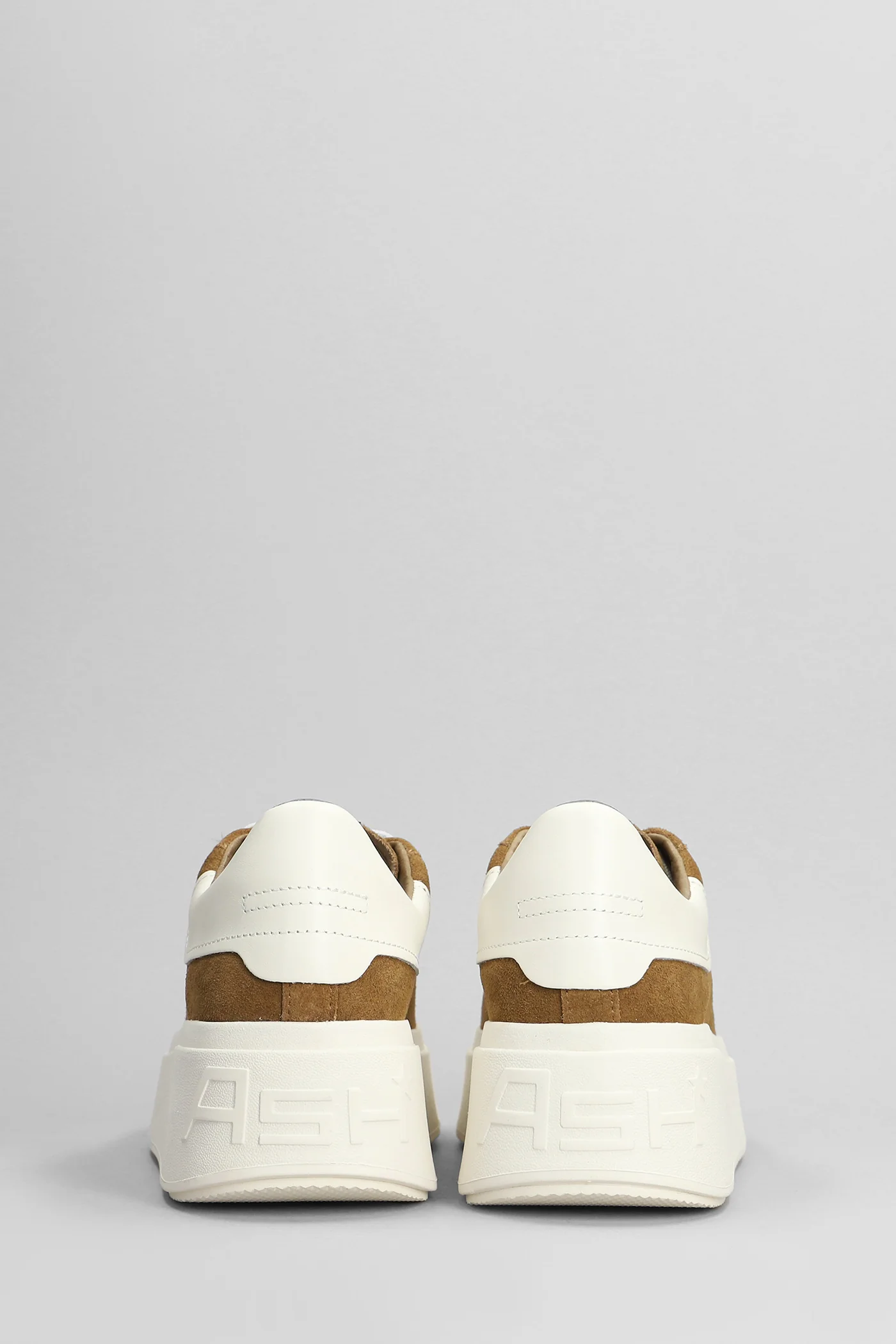Moby Sneakers in leather color suede - Image 4