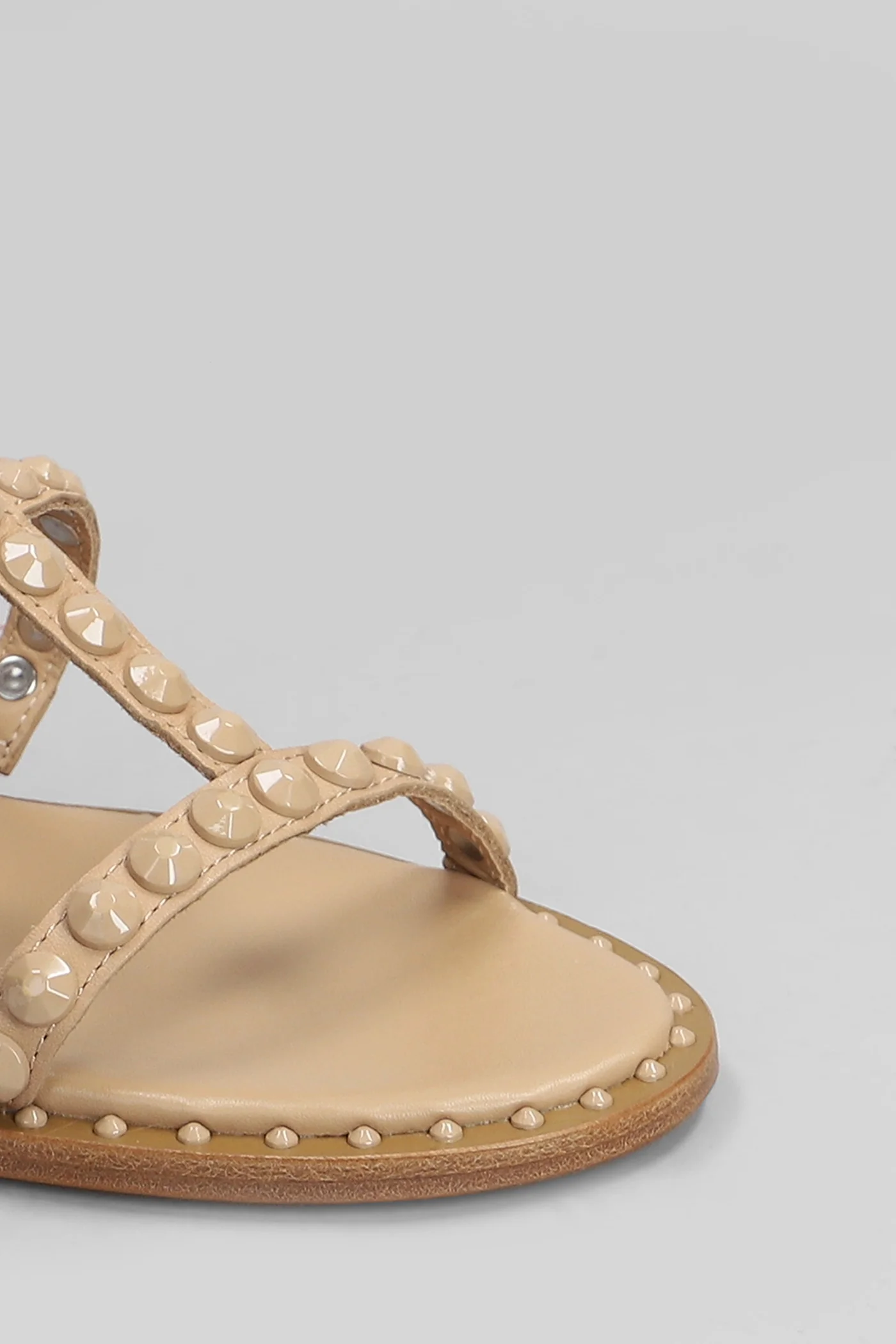 Precious Bis Flats in powder leather - Image 5