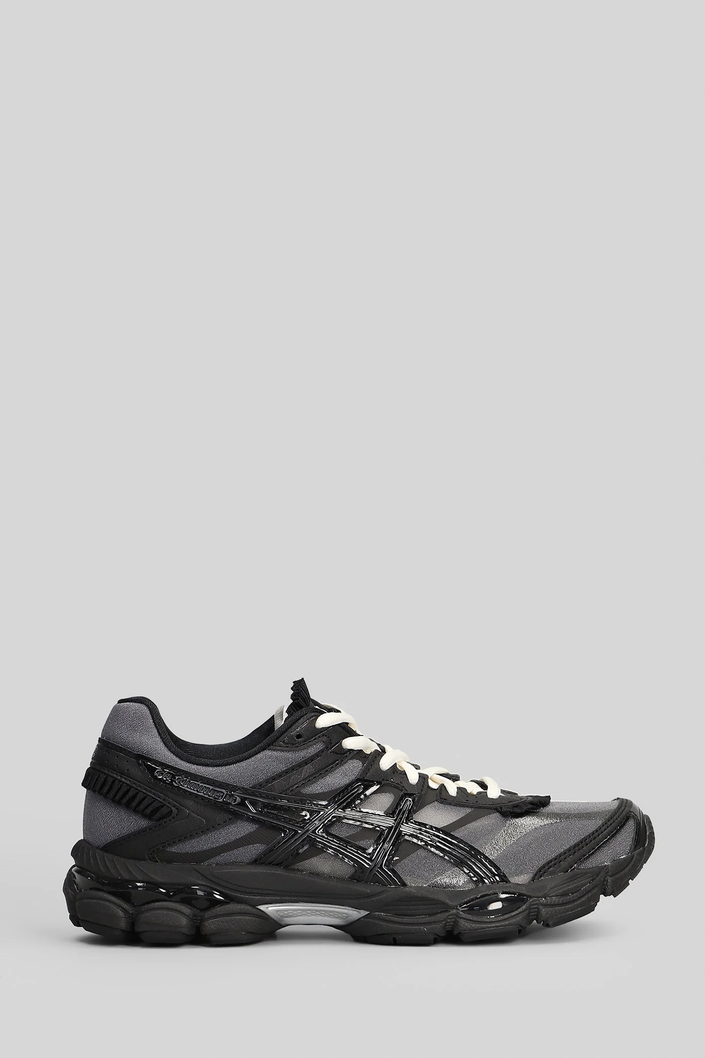 Gel-Cumulus Sneakers in black fabric