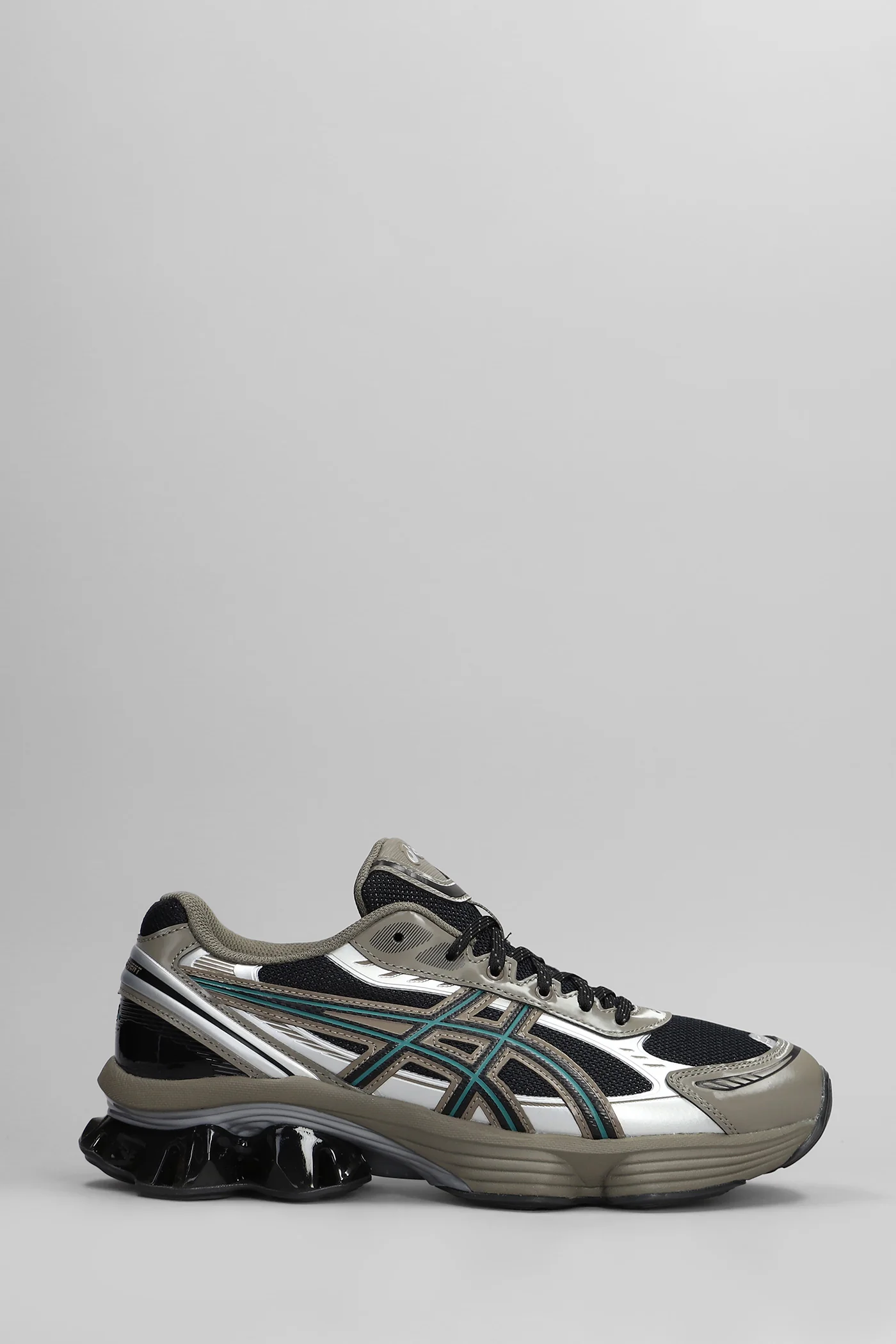 Gel-Kinetic Fluent Sneakers in taupe leather and fabric