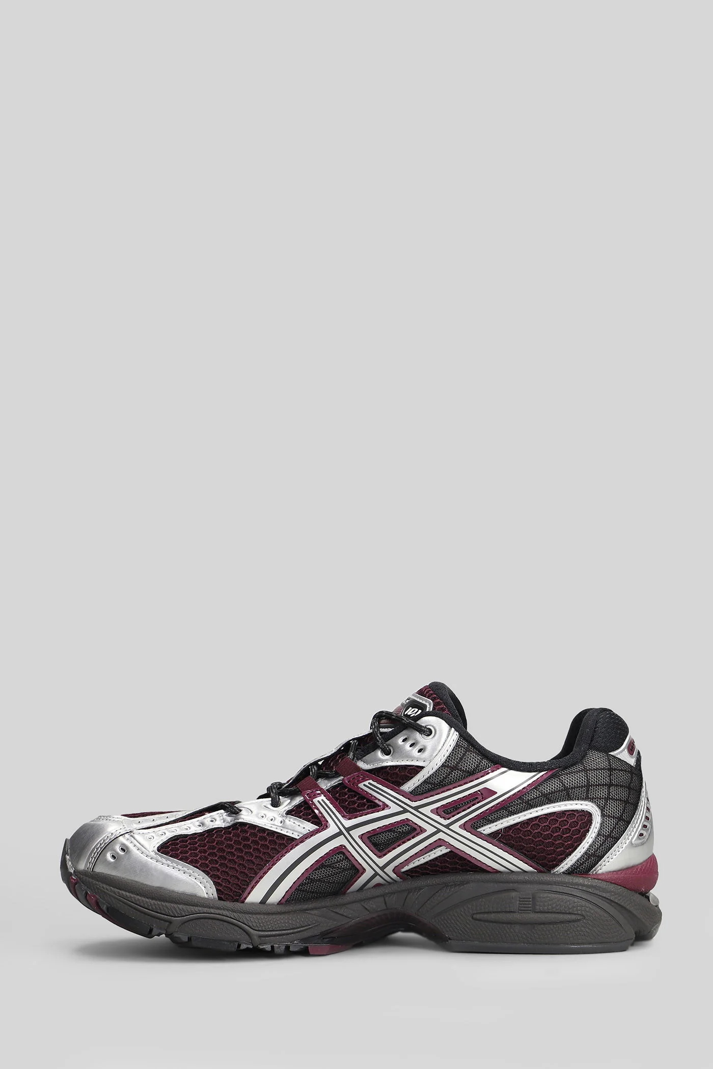 Gel-Nimbus 10.1 Sneakers in bordeaux leather and fabric - Image 3