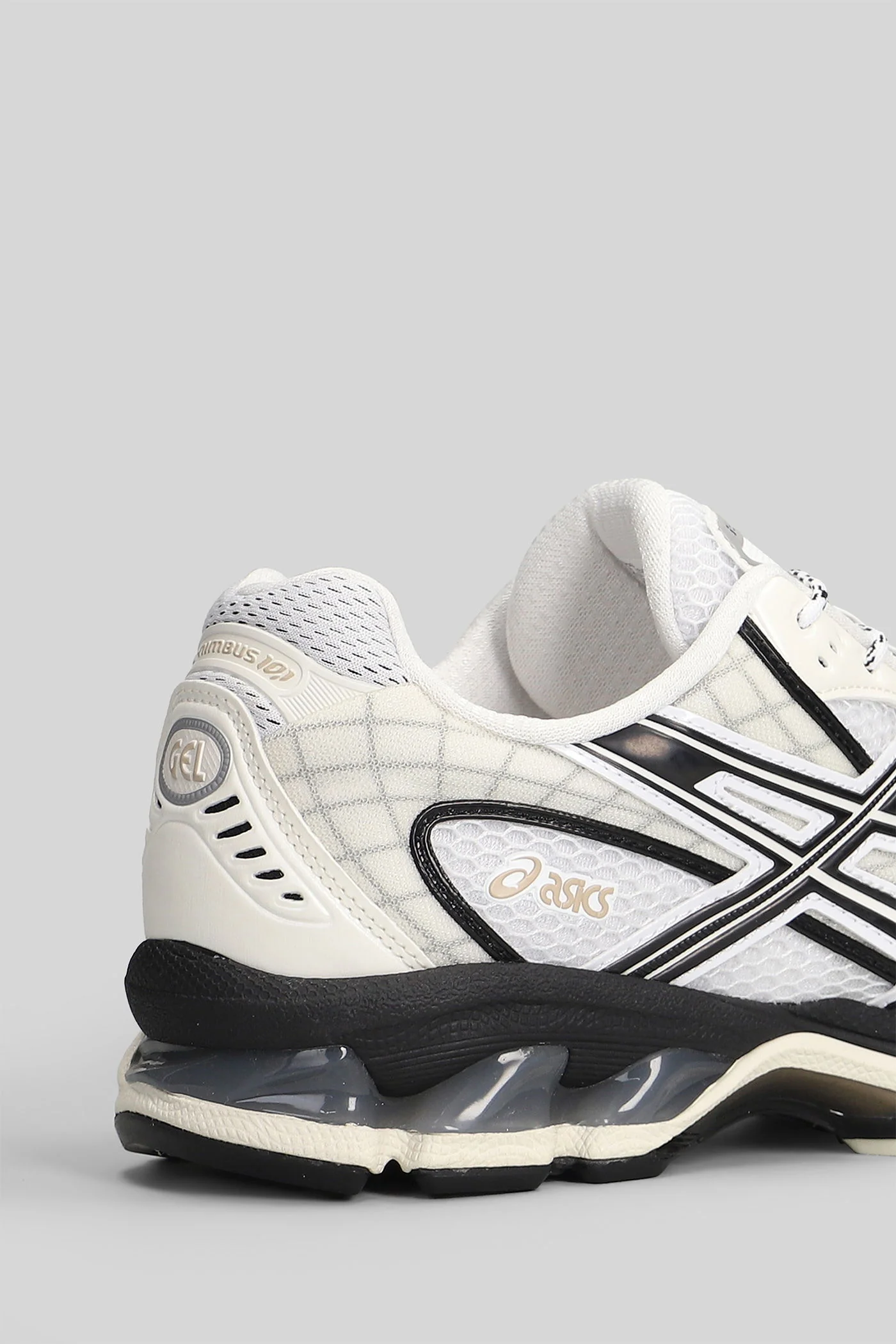Gel-Nimbus 10.1 Sneakers in white leather and fabric - Image 5