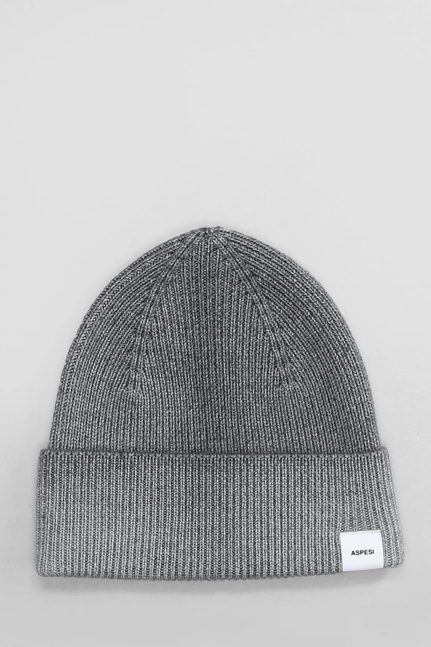 1c02 Hats in grey wool