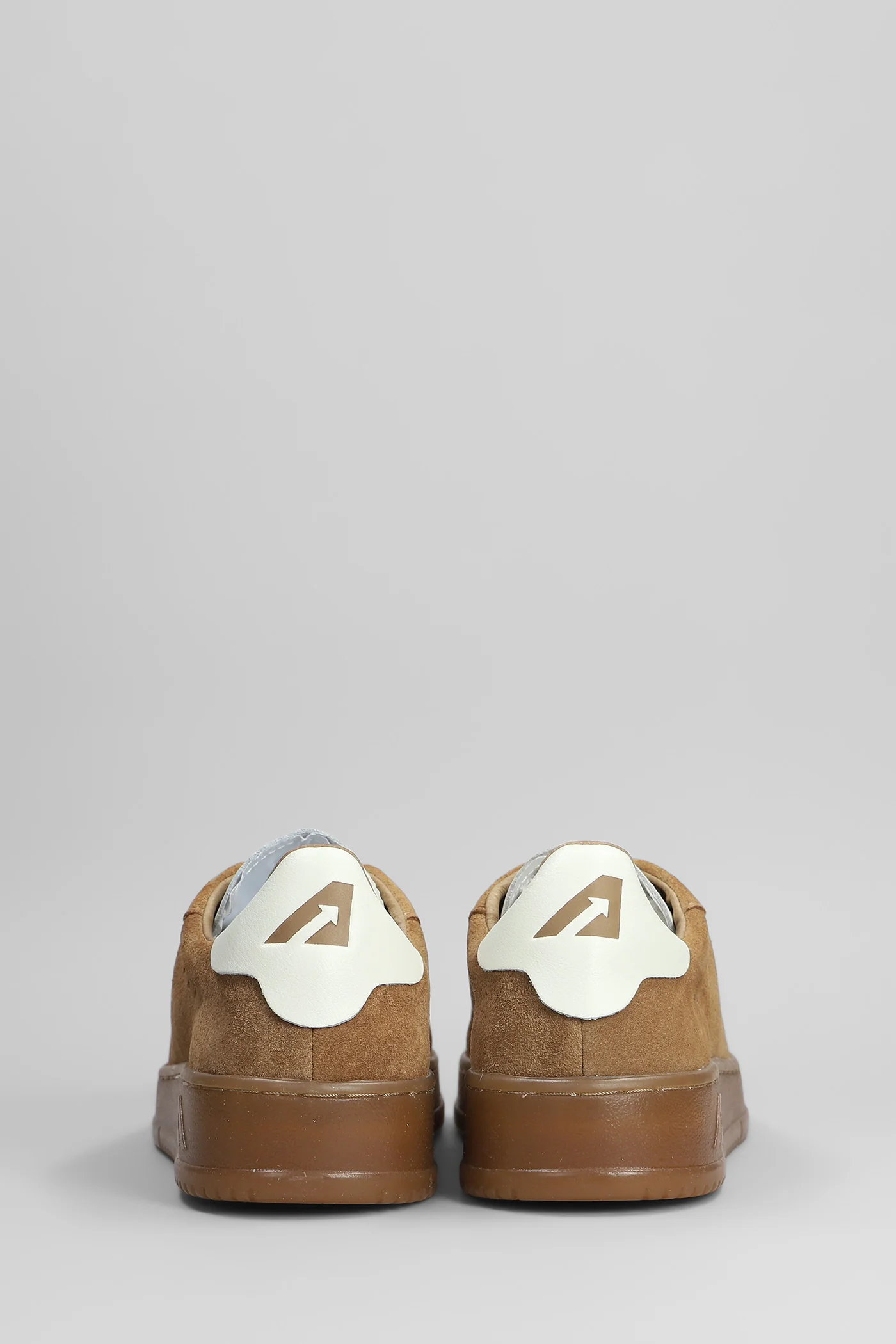 Dallas Low Sneakers in Camel suede - Image 4