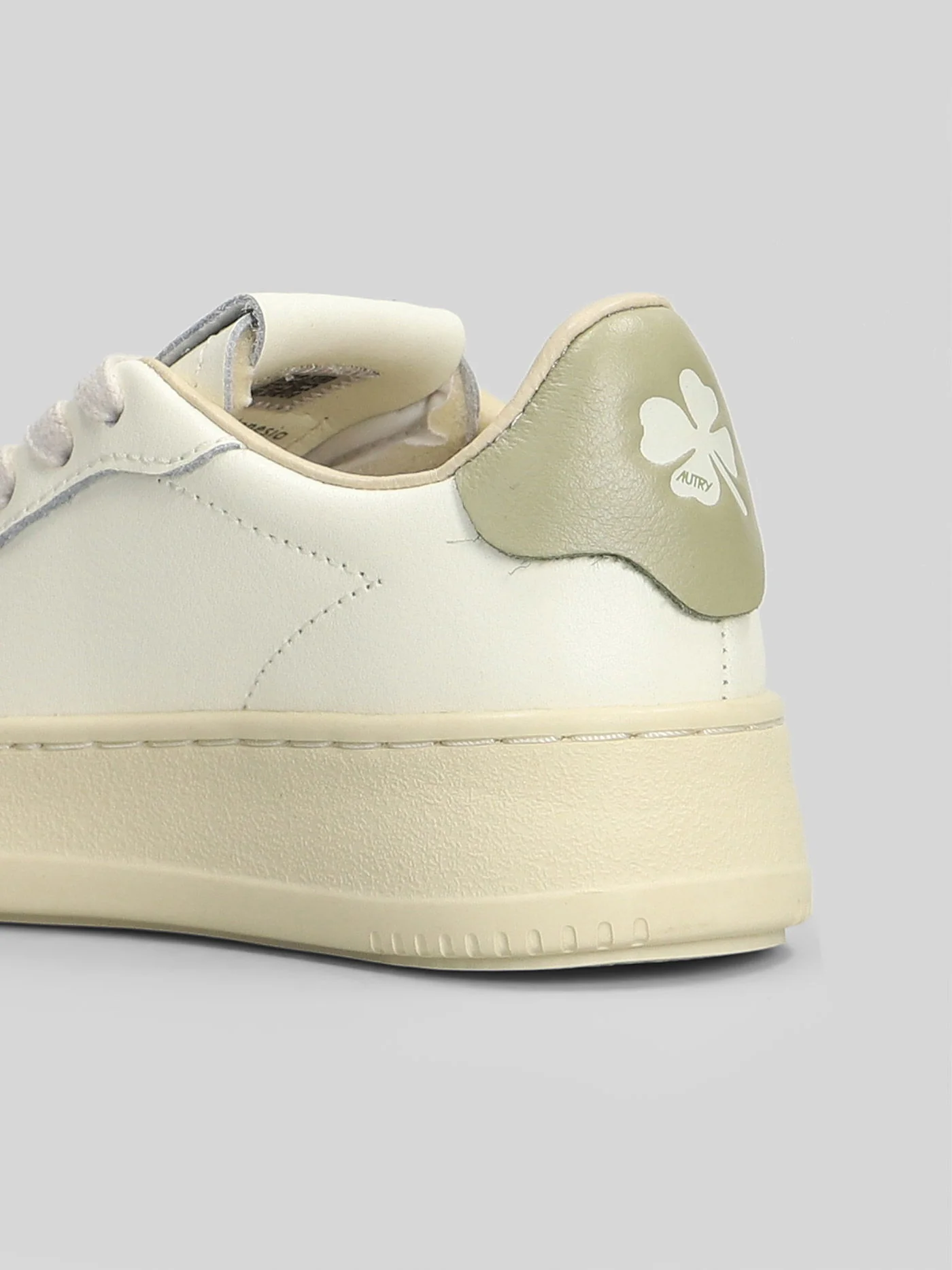 Dallas Low Sneakers in white leather - Image 5