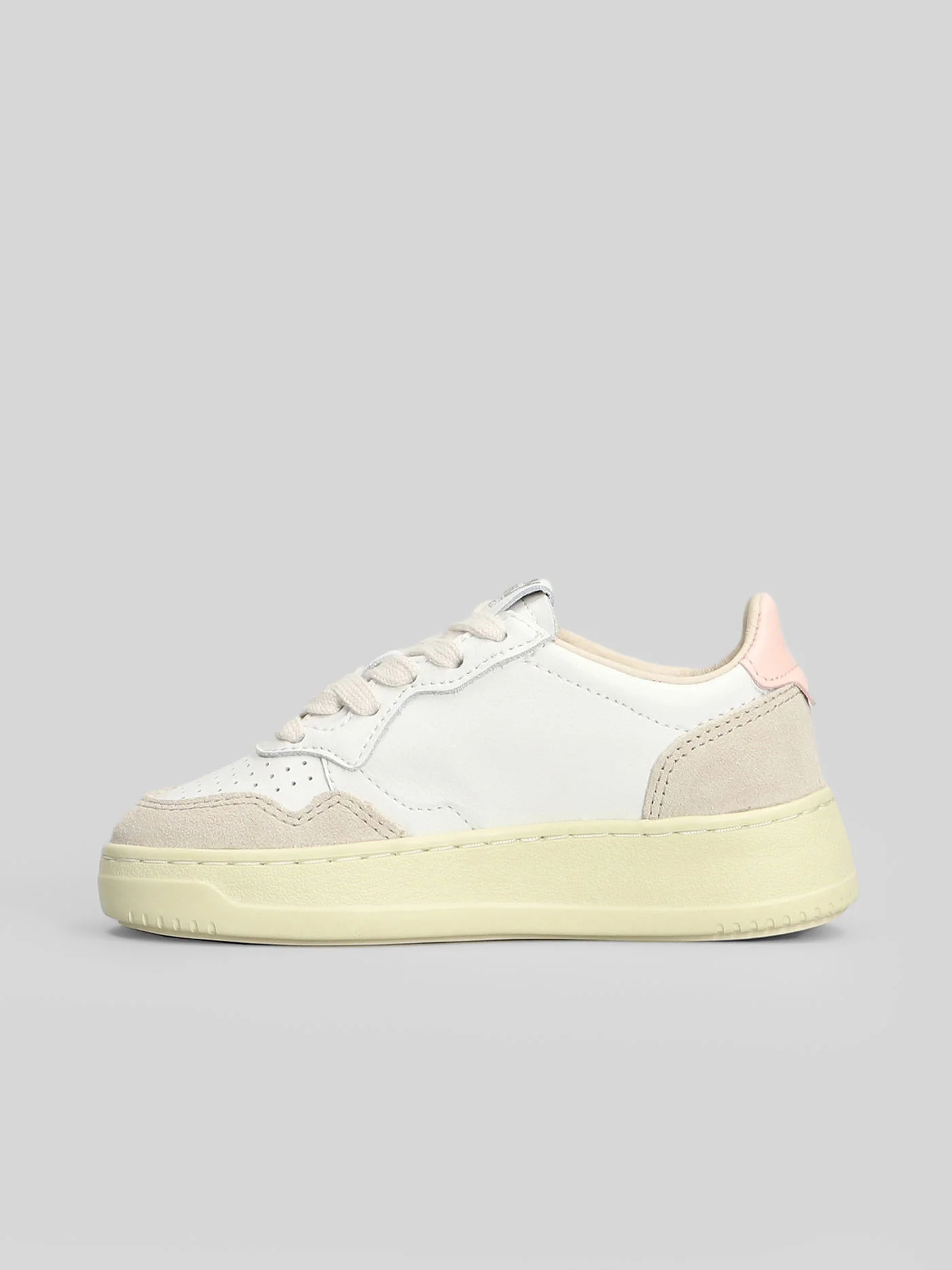 Medalist Low Sneakers in white suede and leather - Image 3