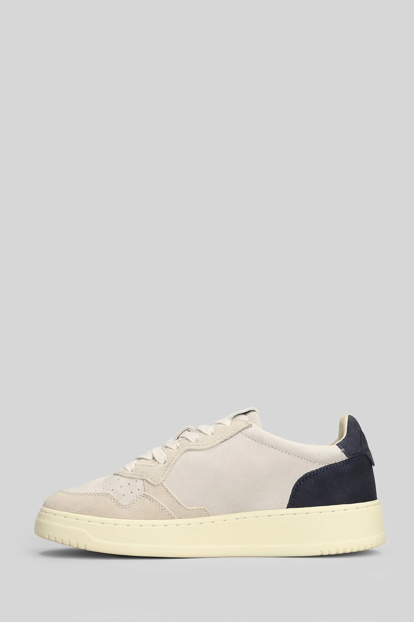 Medalist Low Sneakers in beige suede - Image 3