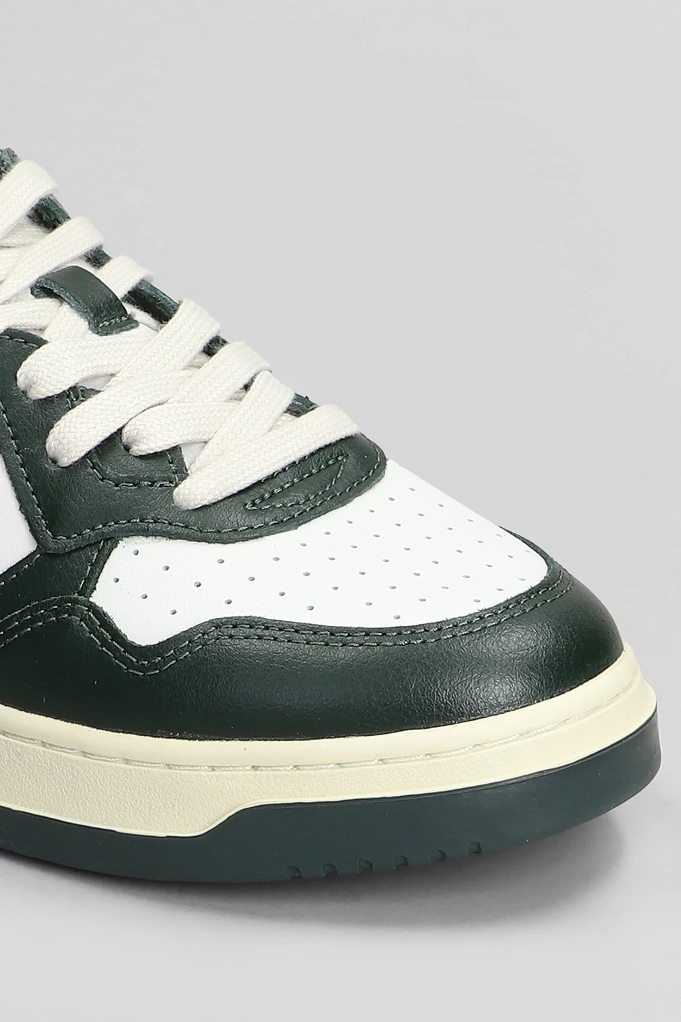 Medalist Low Sneakers in green leather - Image 5