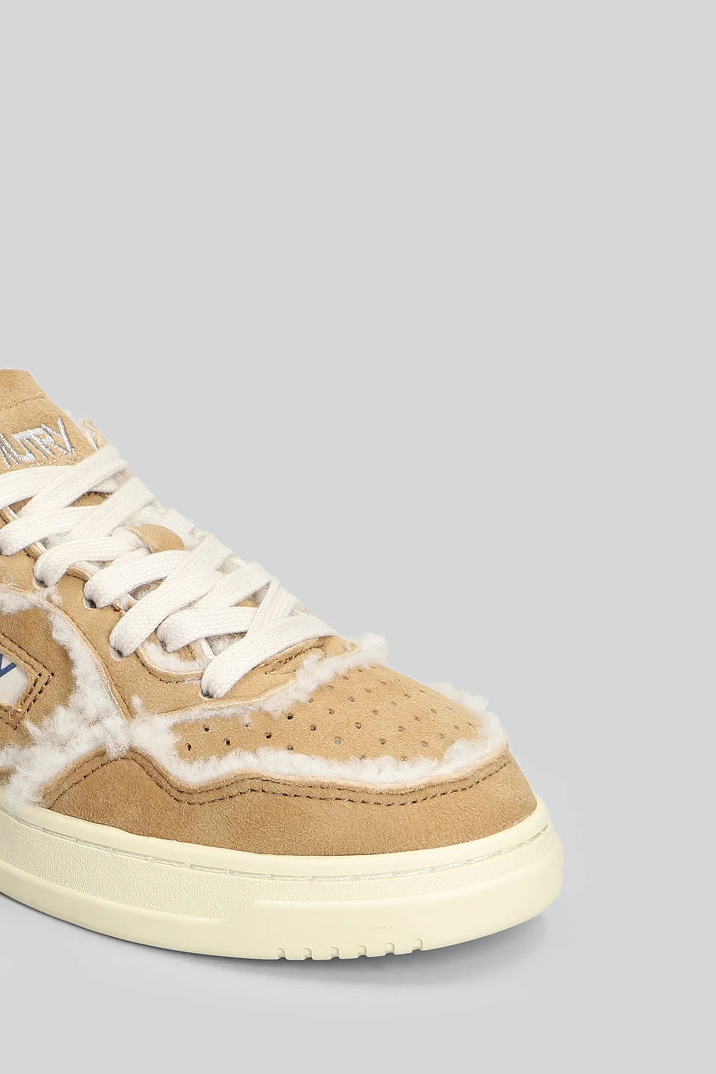 Medalist Low Sneakers in leather color suede - Image 5