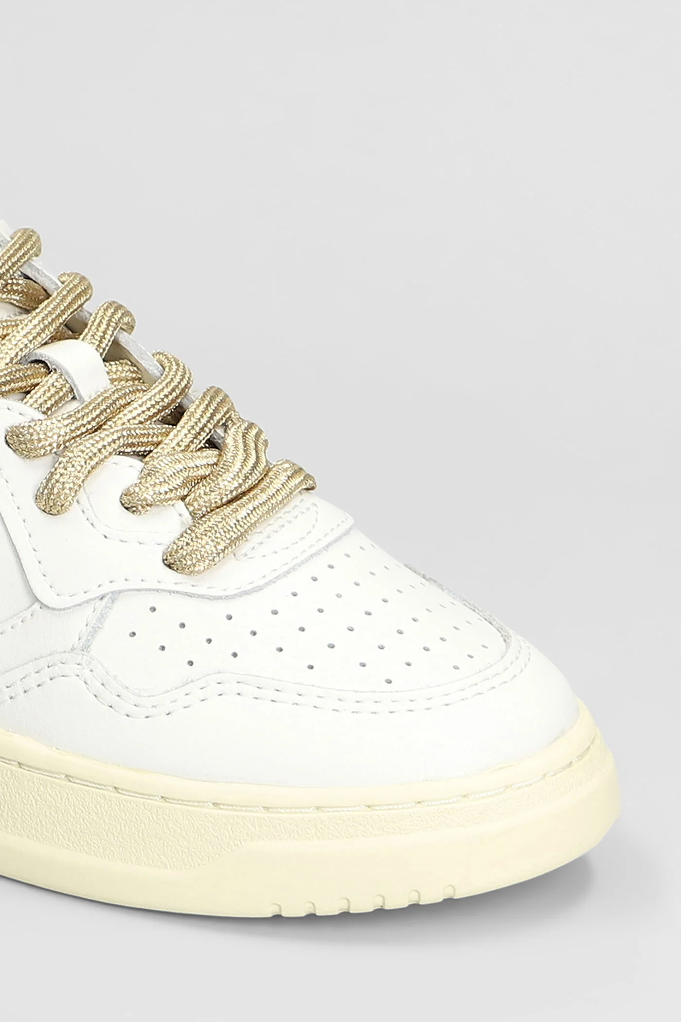 Medalist Low Sneakers in white leather - Image 5