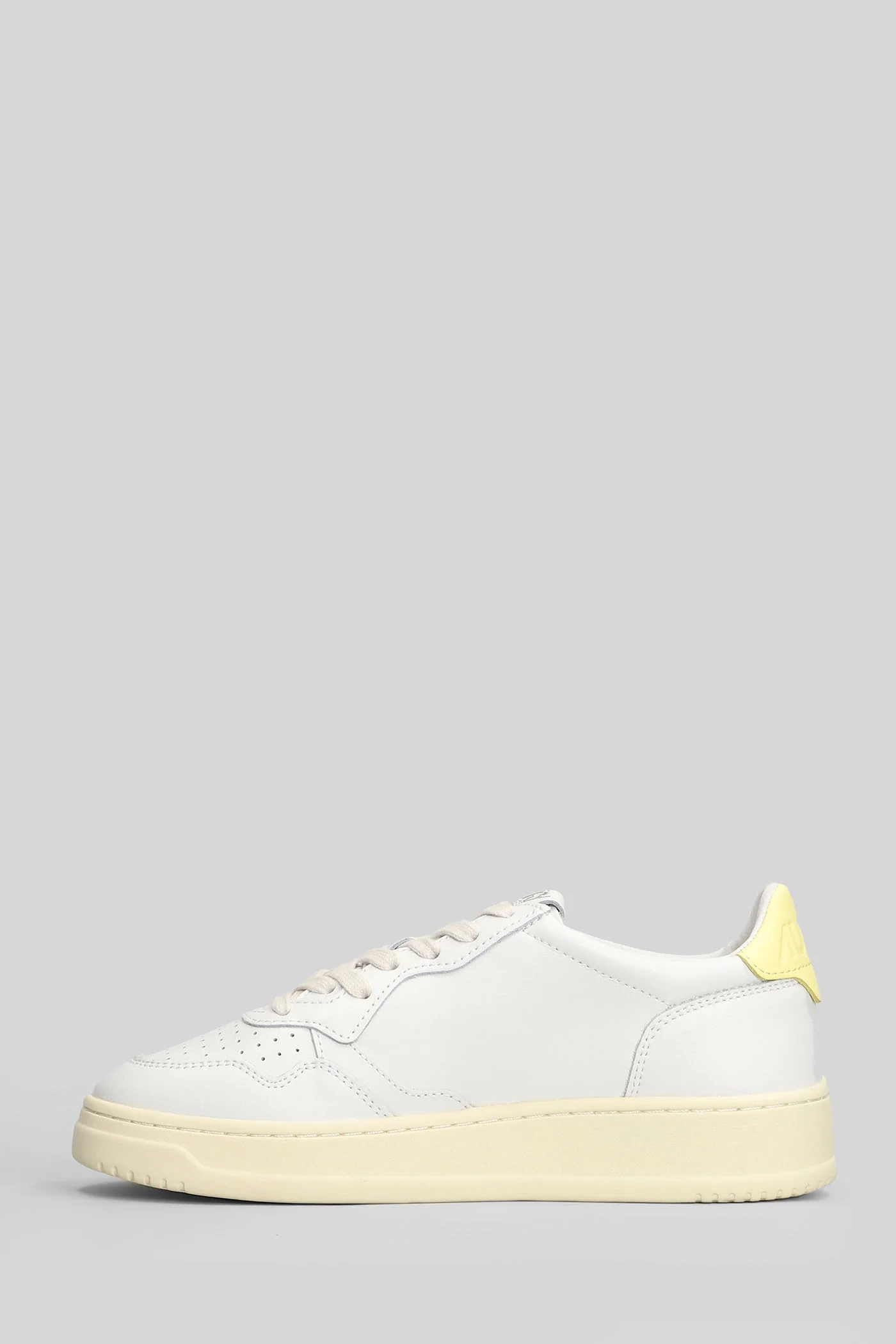 Medalist Low Sneakers in white leather - Image 3