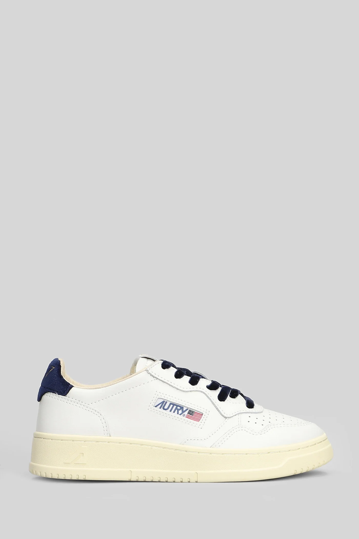 Medalist Low Sneakers in white leather
