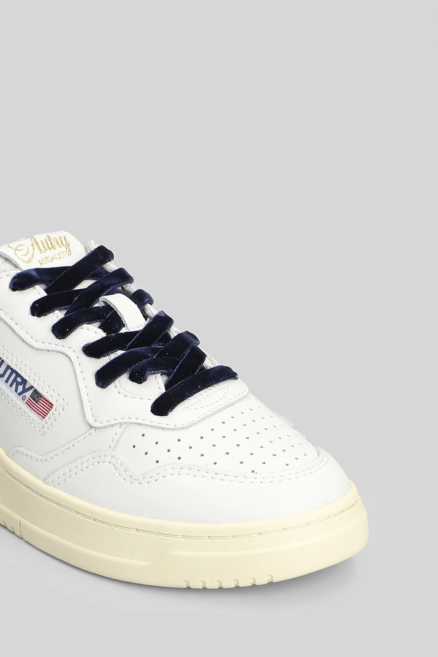 Medalist Low Sneakers in white leather - Image 5