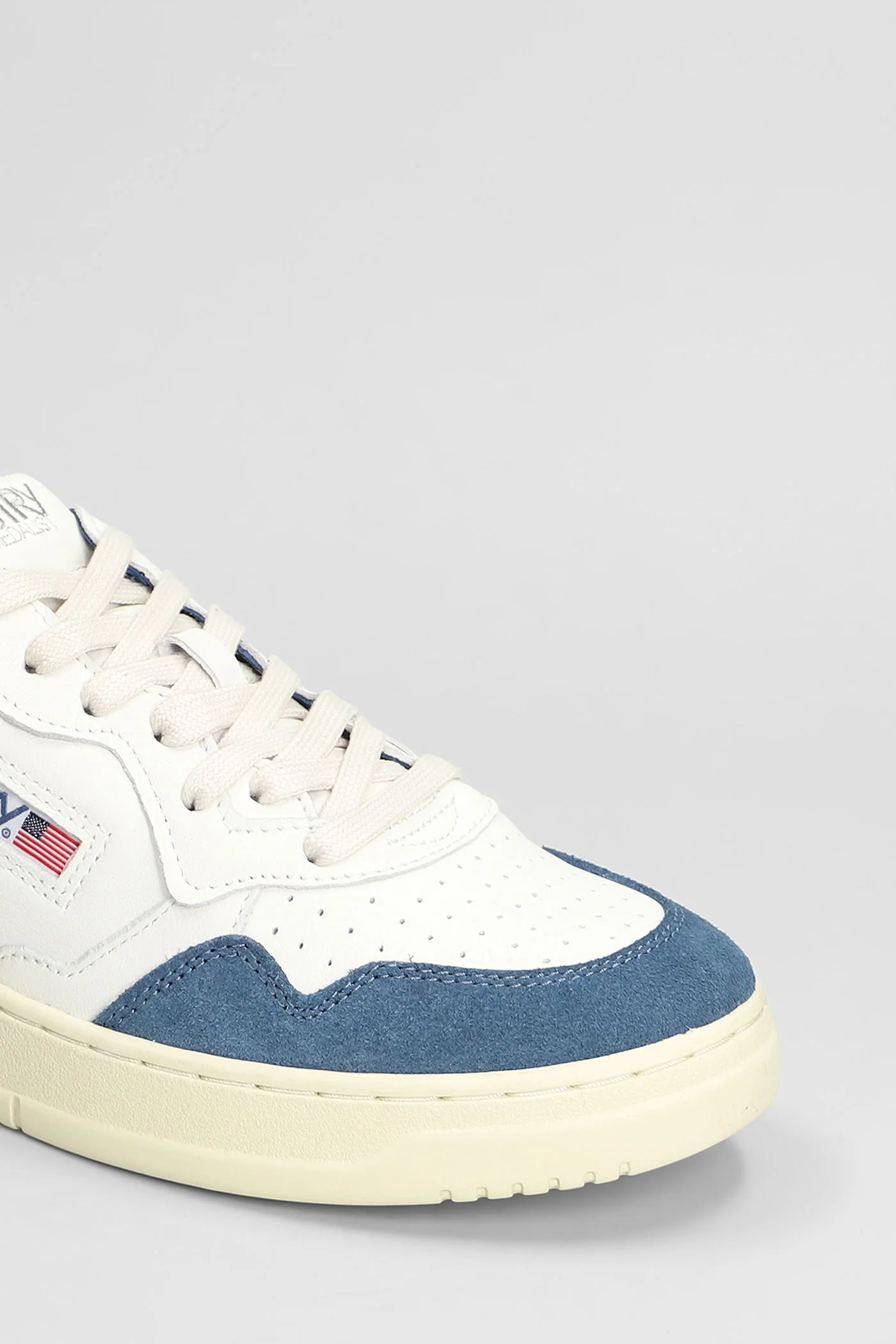 Medalist Low Sneakers in white suede and leather - Image 5