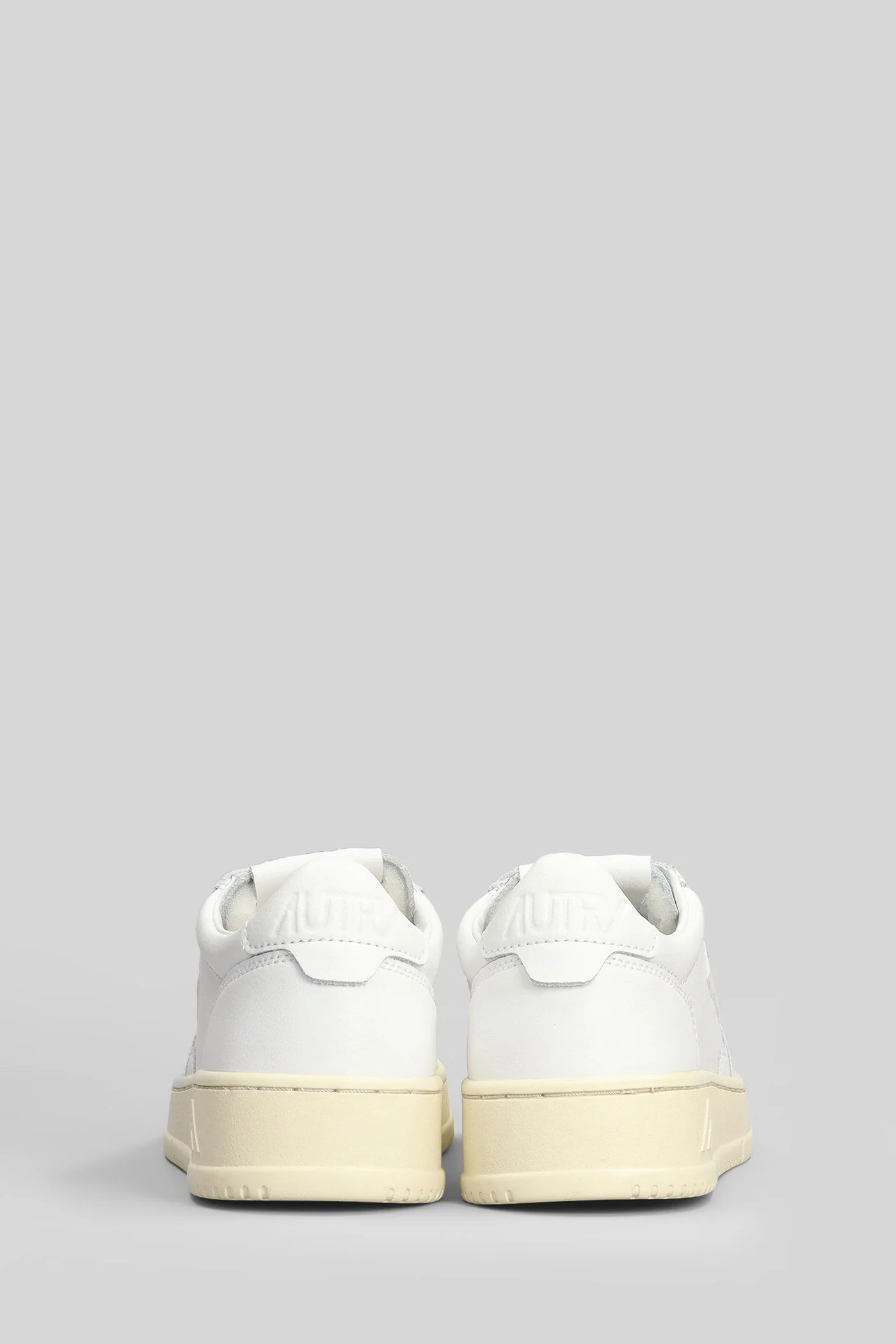 Medalist Sneakers in white leather - Image 4