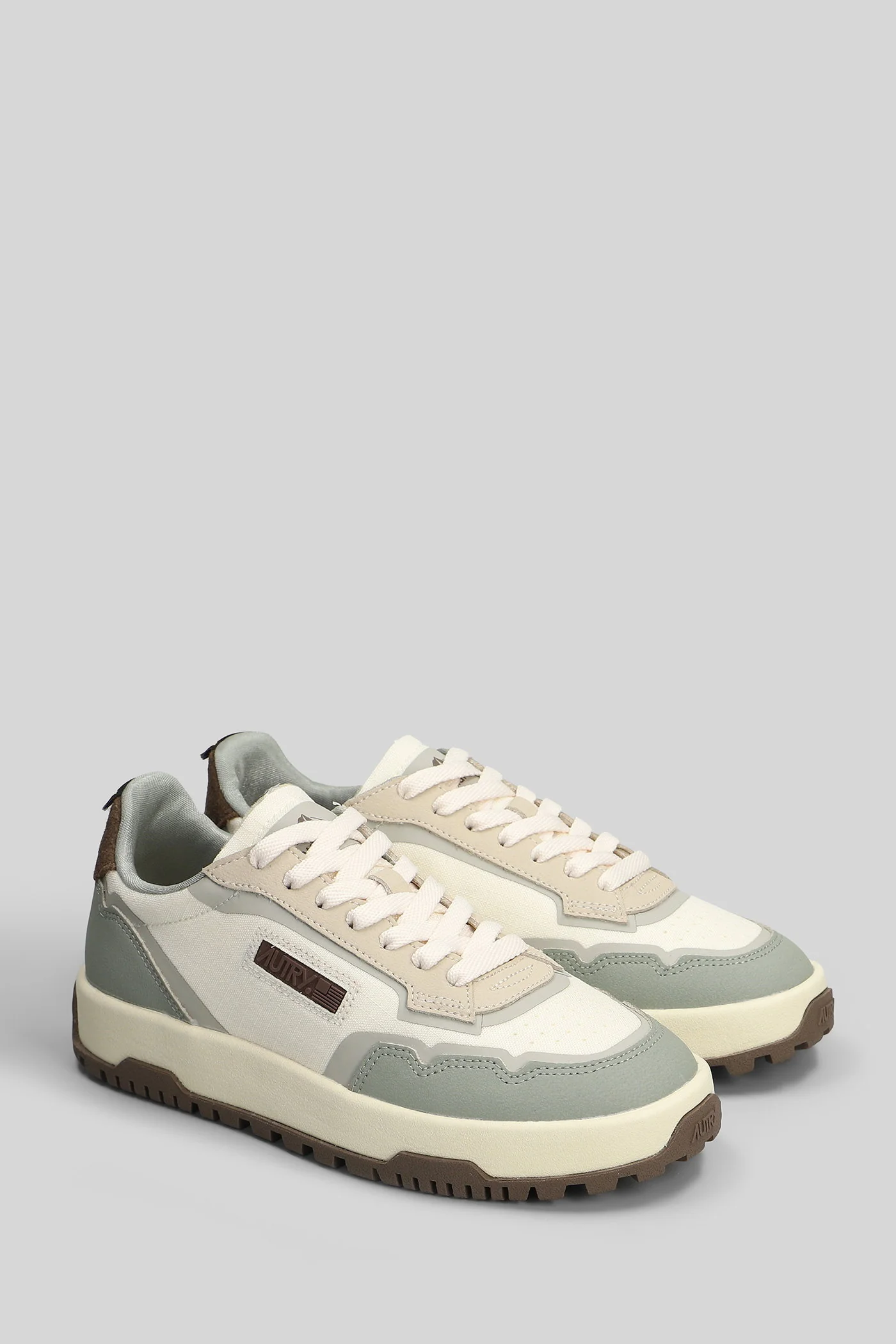 Wildpace Low Sneakers in white fabric - Image 2