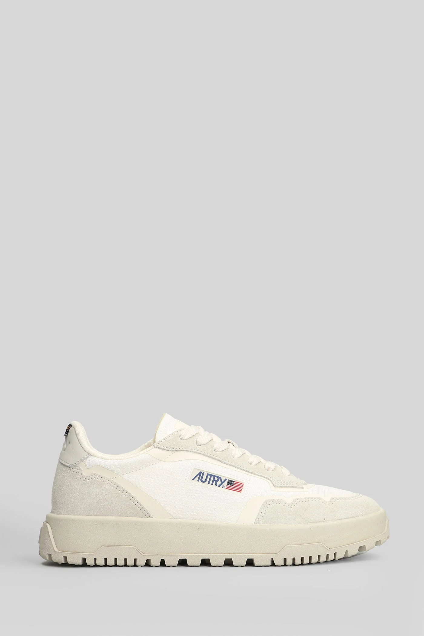 Wildpace Low Sneakers in white Suede and fabric