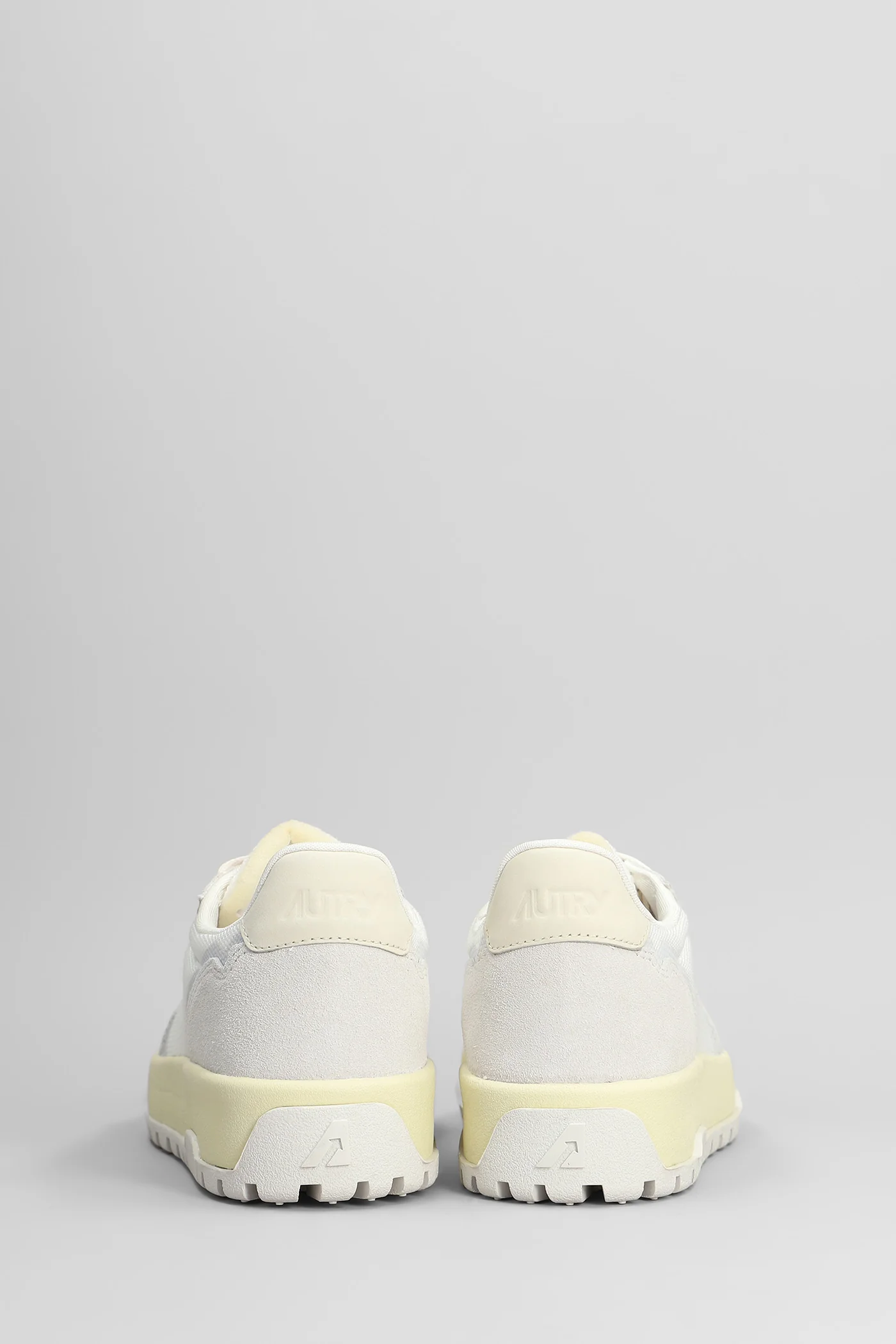 Wildpace Low Sneakers in white Suede and fabric - Image 14