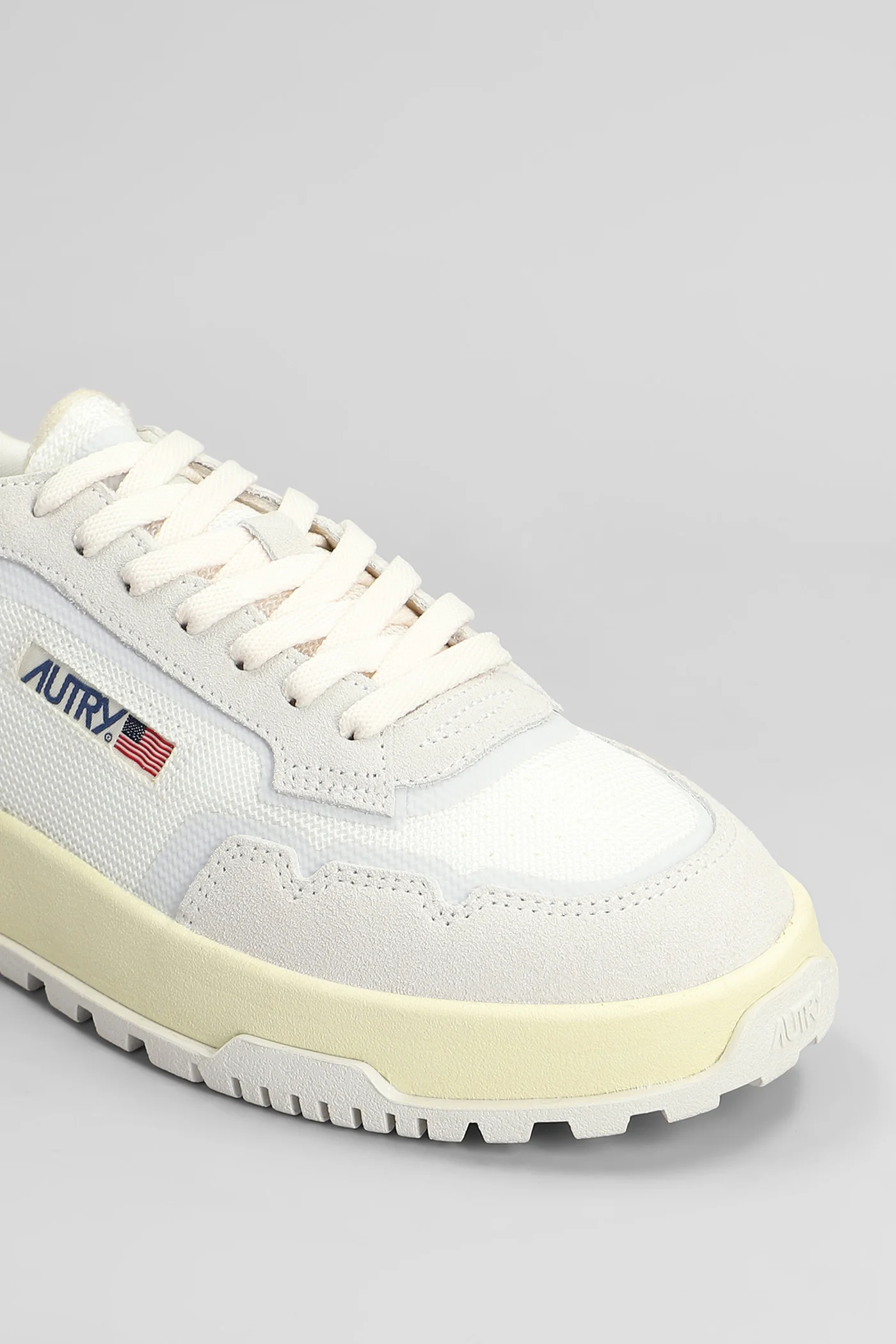 Wildpace Low Sneakers in white Suede and fabric - Image 5
