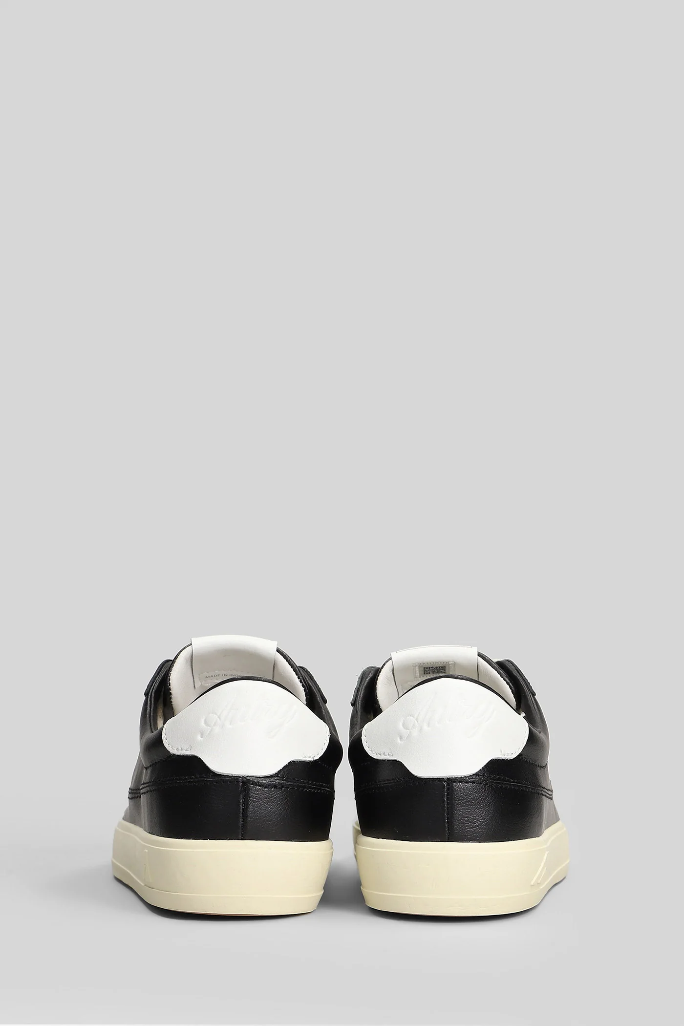 Windscape Low Sneakers in black leather - Image 4