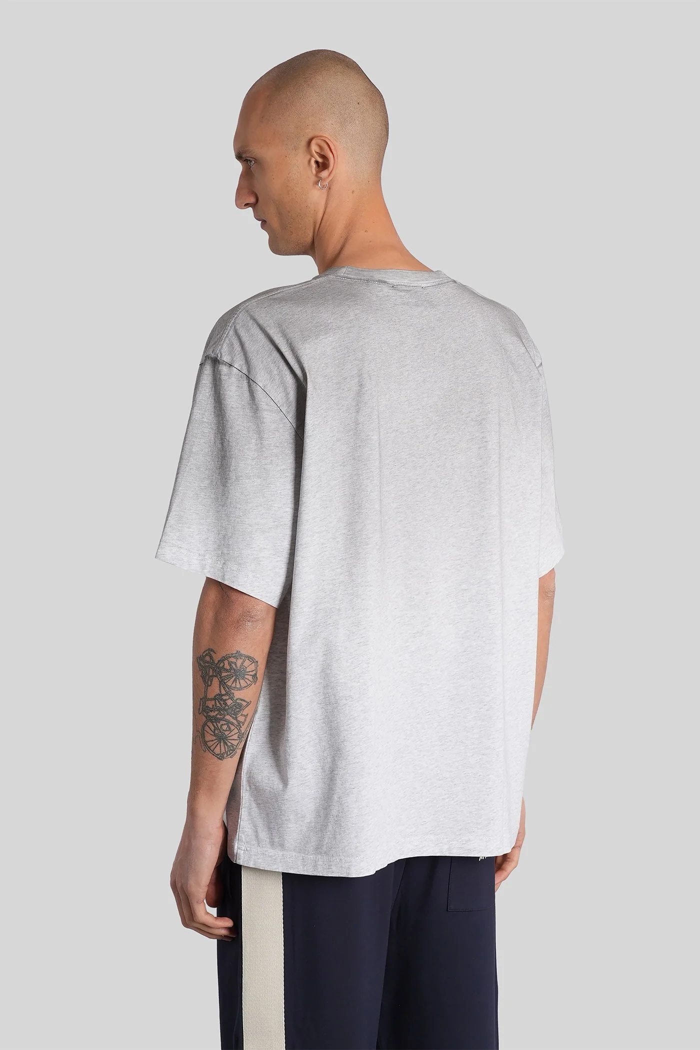 Distort Light T-Shirt in grey cotton - Image 3