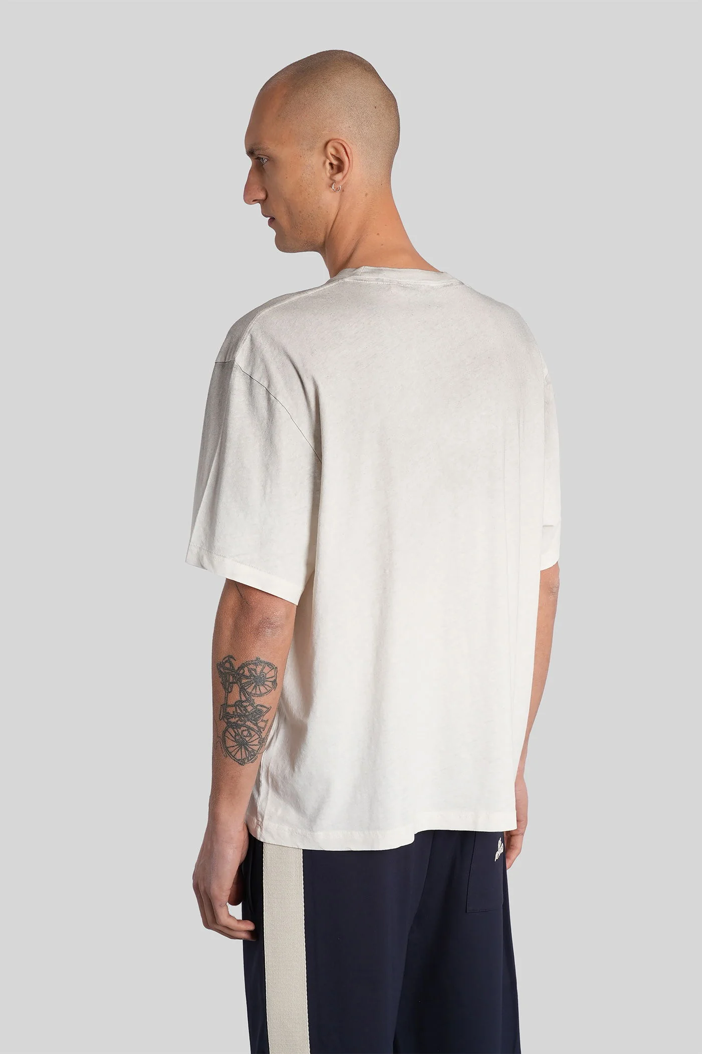 Distort Light T-Shirt in white cotton - Image 3