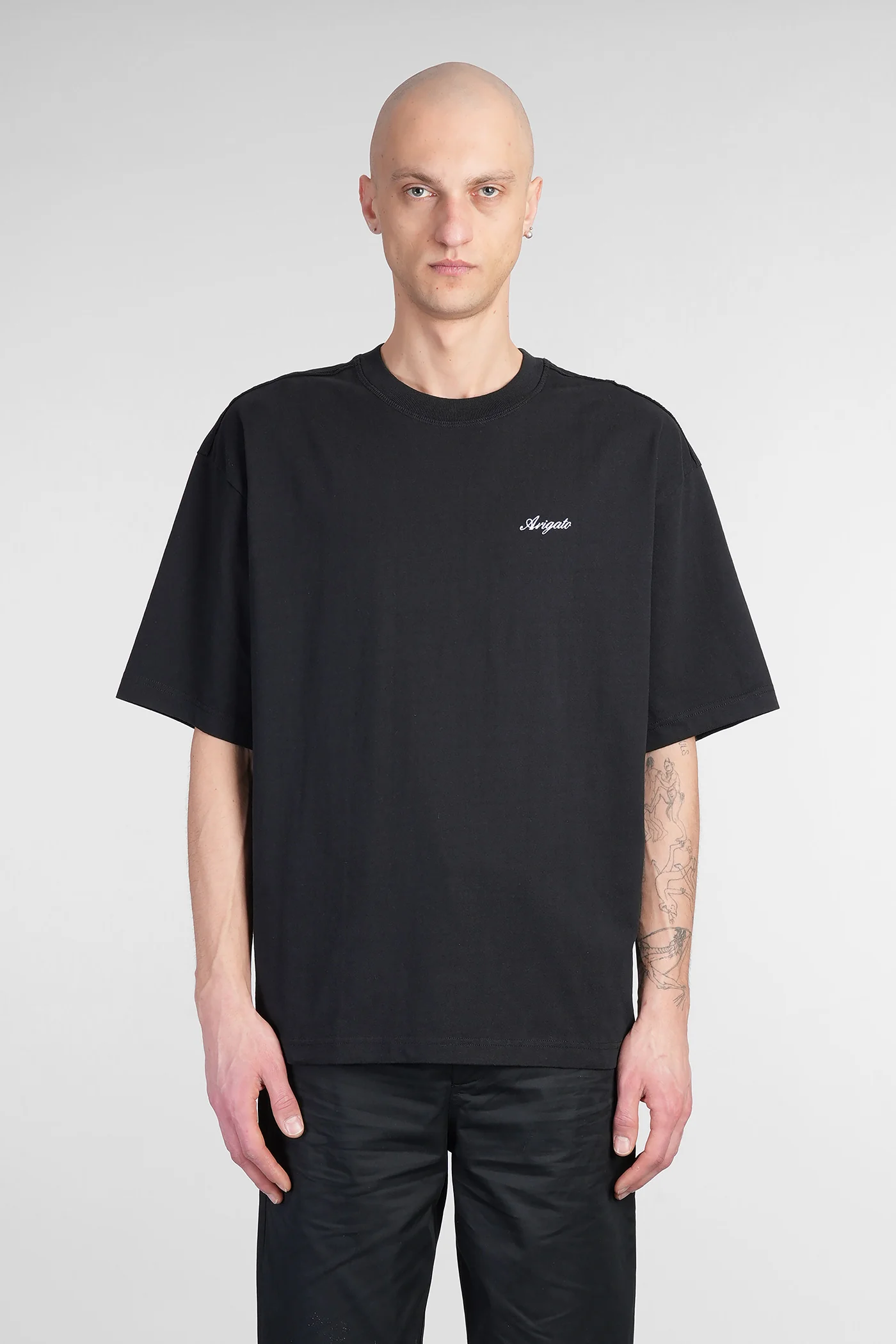Honor T-Shirt in black cotton