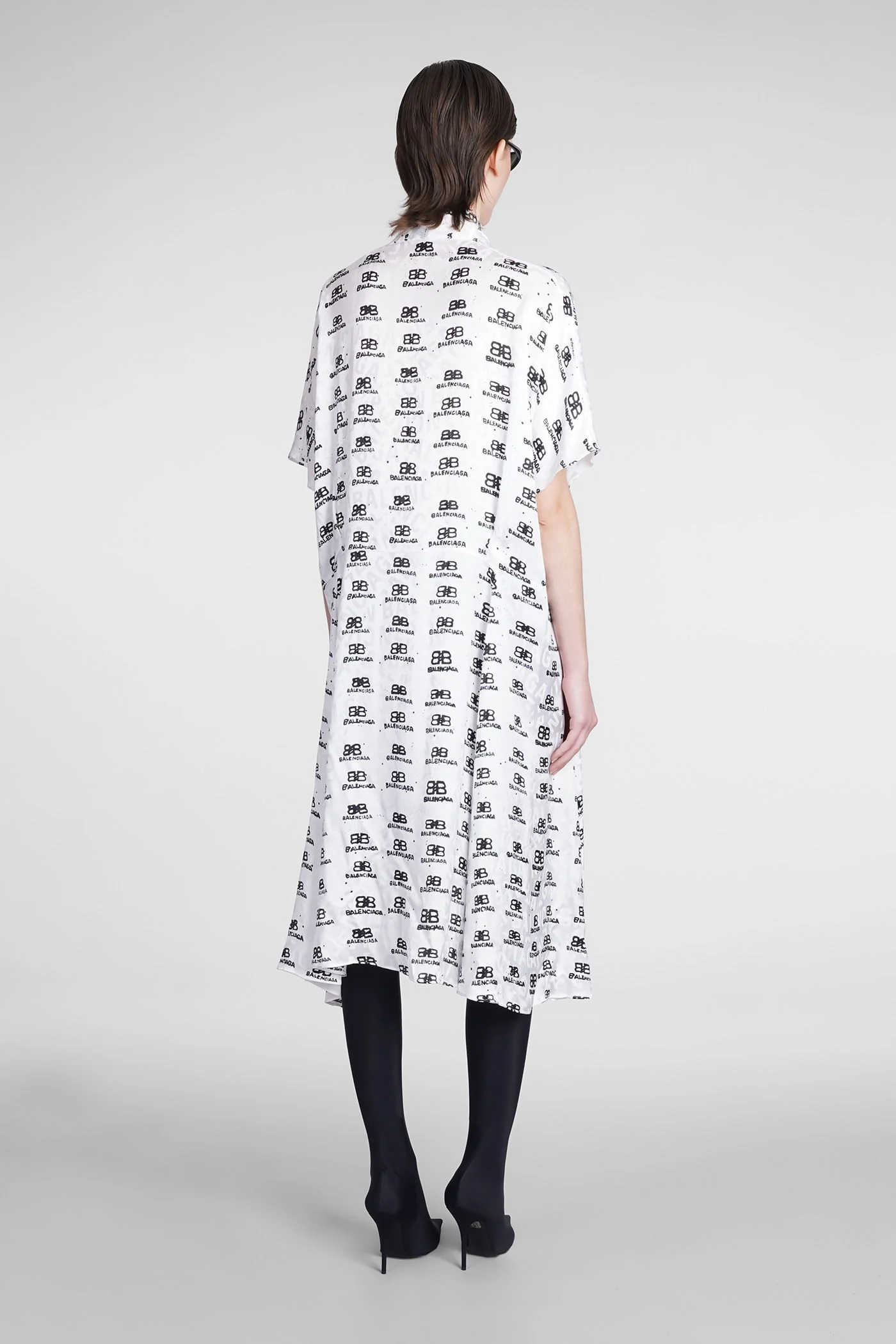 Dress woman in white silk - Image 3