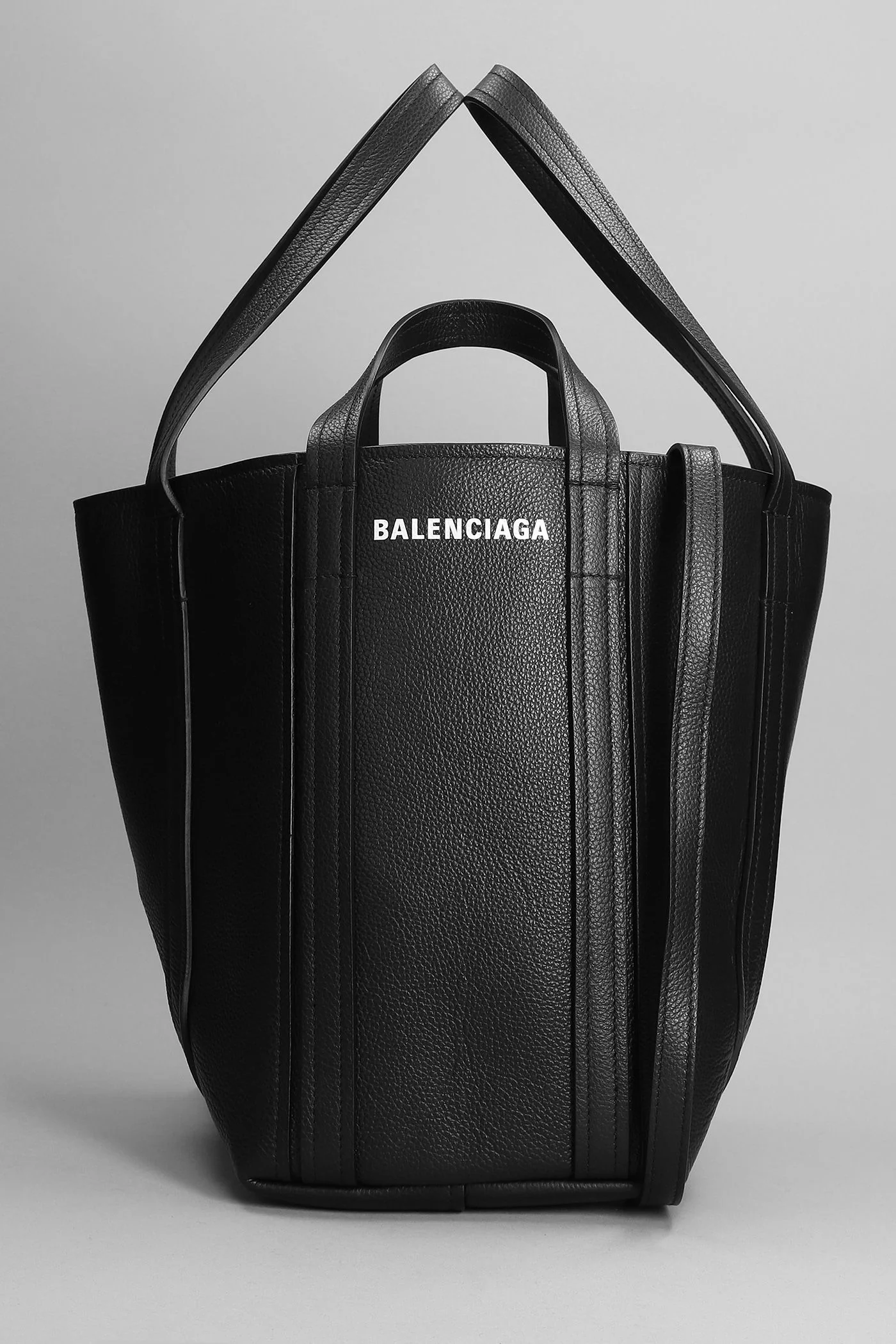 Everyday sh s Tote in black leather